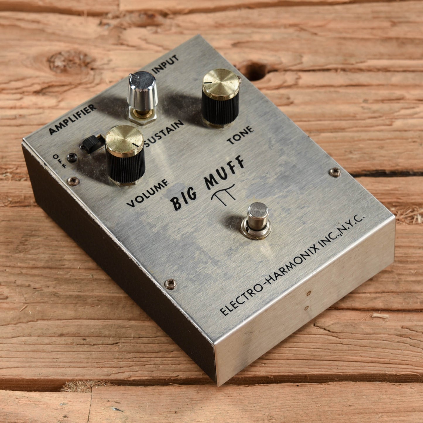 Electro-Harmonix Triangle Big Muff Pi  1970