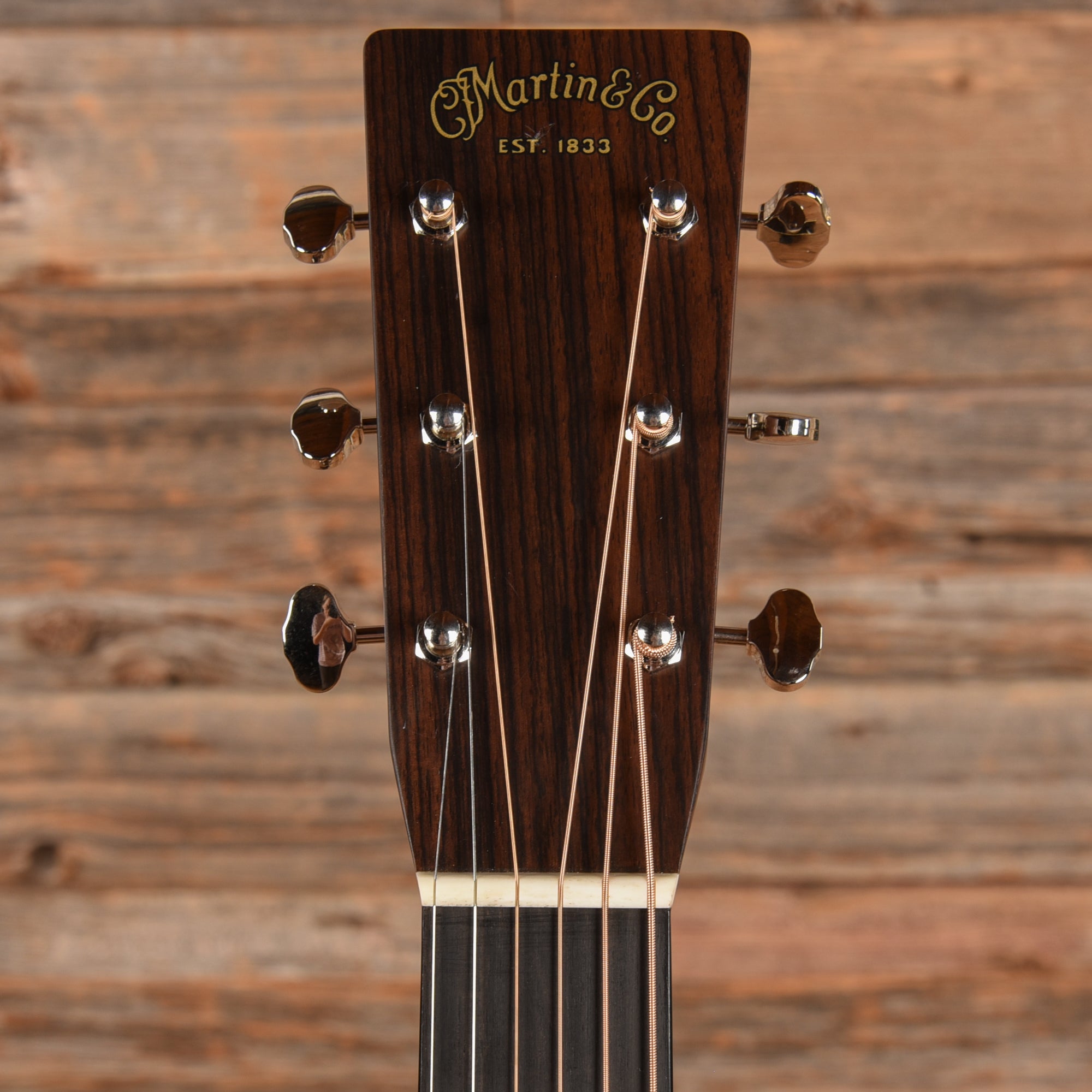 Martin Standard Series HD-28 Natural  LEFTY