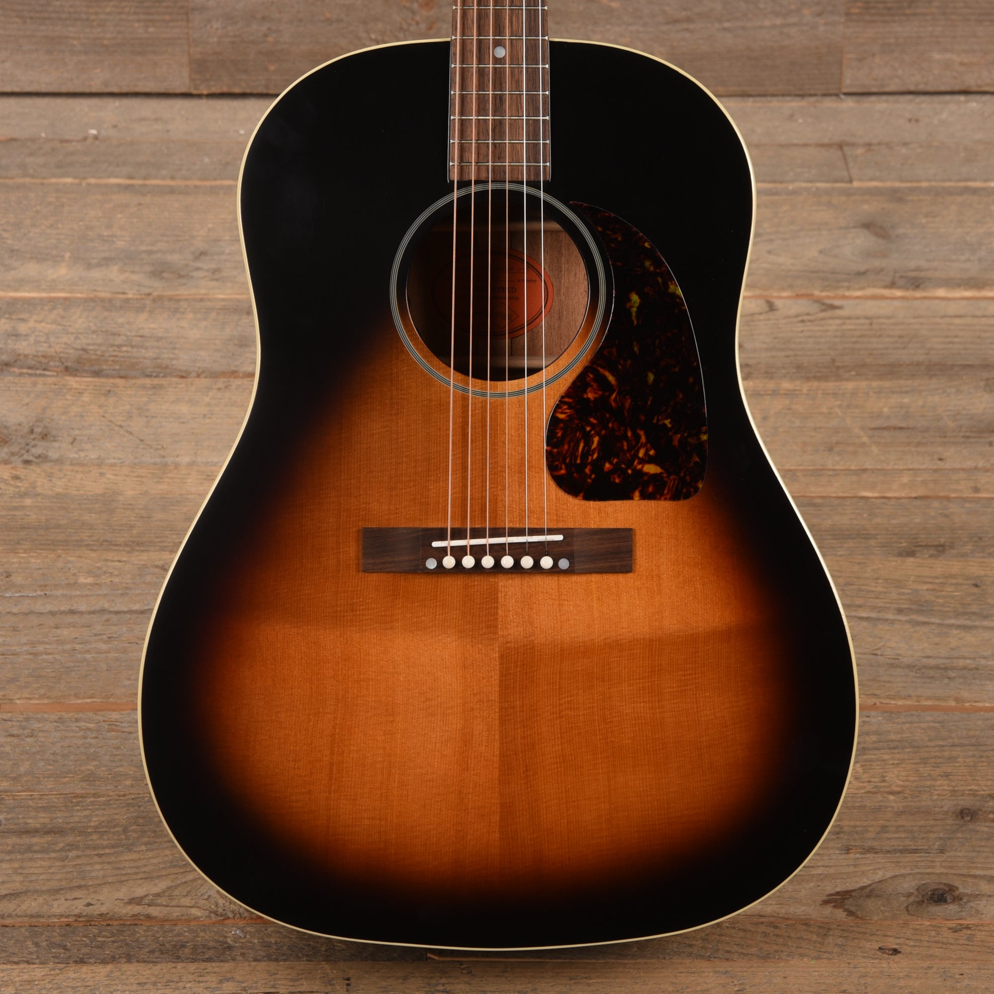 Epiphone Inspired by Gibson Custom 1942 Banner J-45 Vintage Sunburst