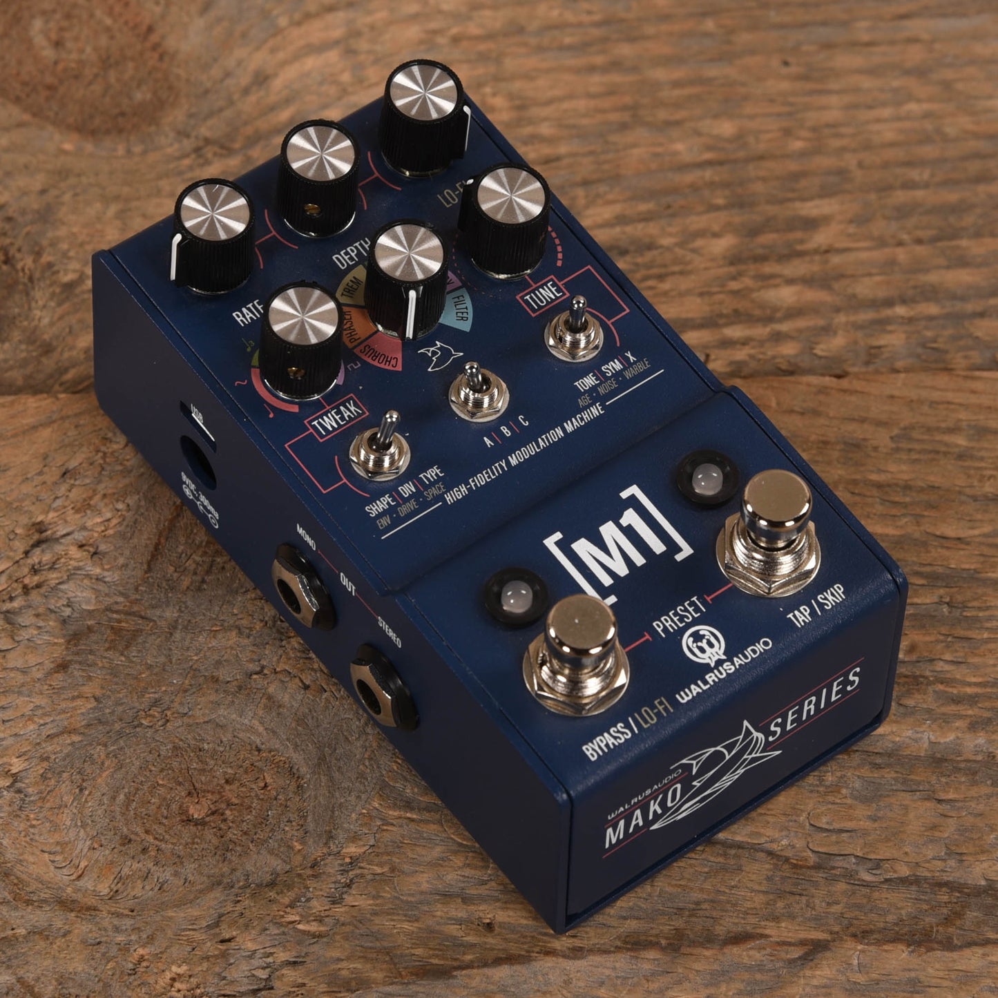 Walrus Audio MAKO Series M1 High-Fidelity Modulation Machine Pedal