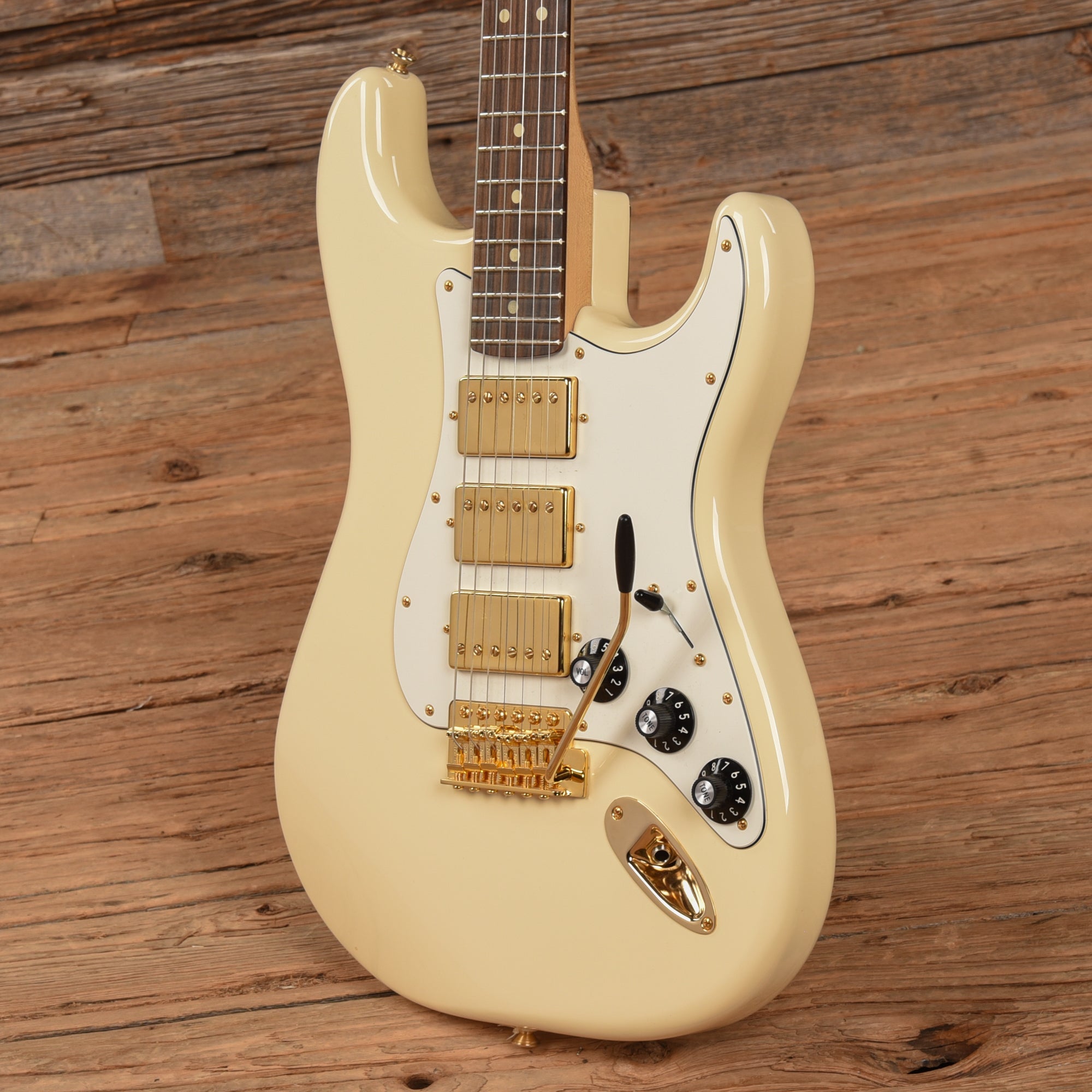 Fender FSR Mahogany Blacktop Stratocaster HHH Olympic White 2021 – Chicago  Music Exchange