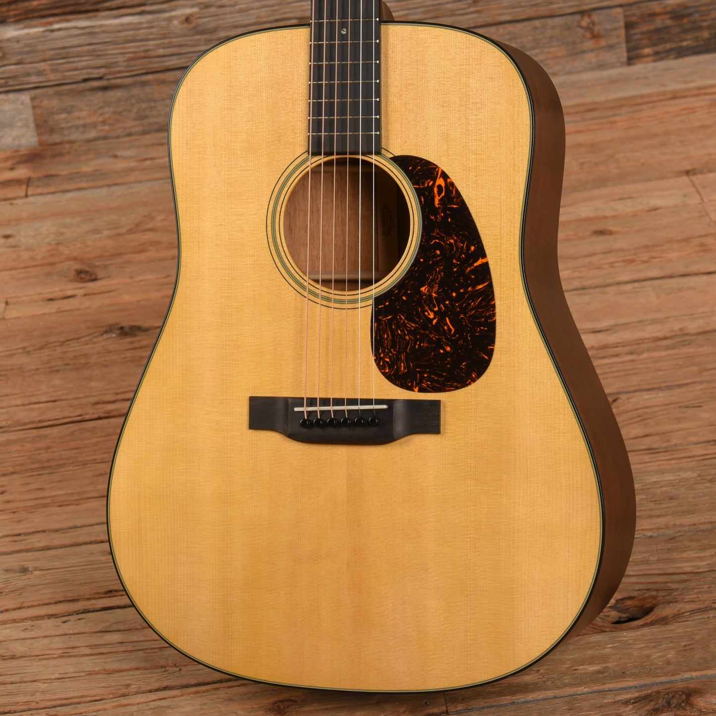 Martin Standard Series D-18 Natural