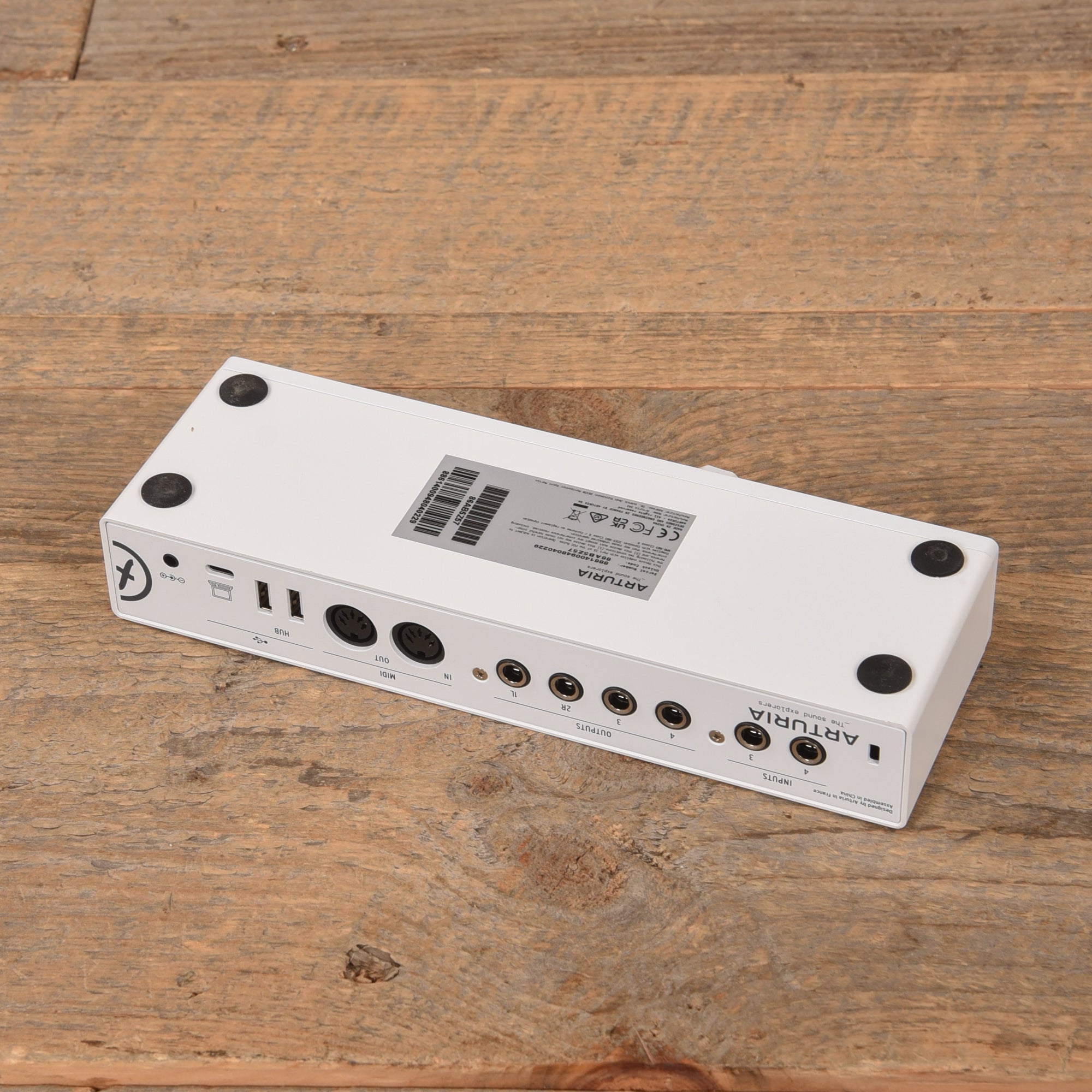 Arturia MiniFuse 4 Audio & MIDI Interface White