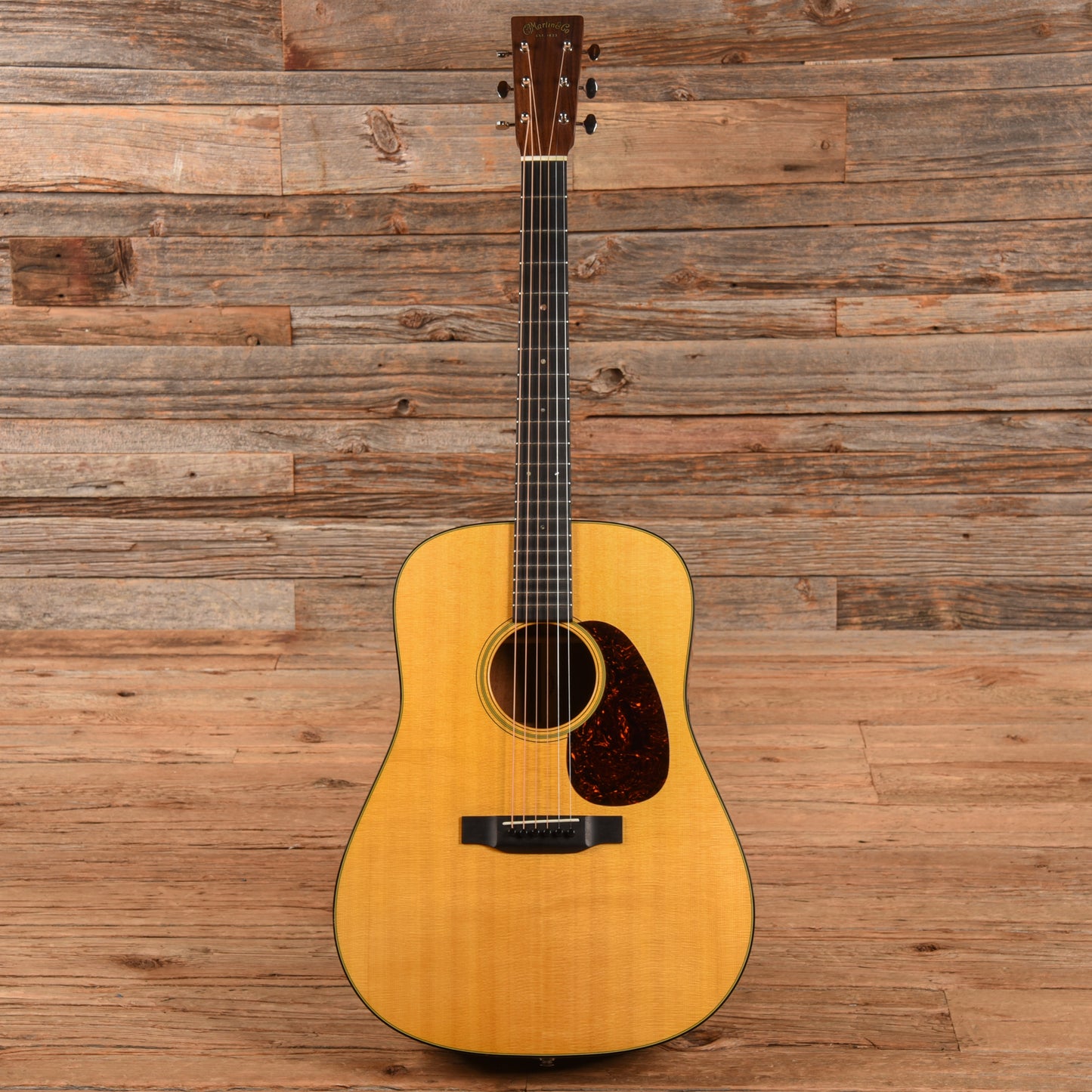 Martin Standard Series D-18 Natural 2014