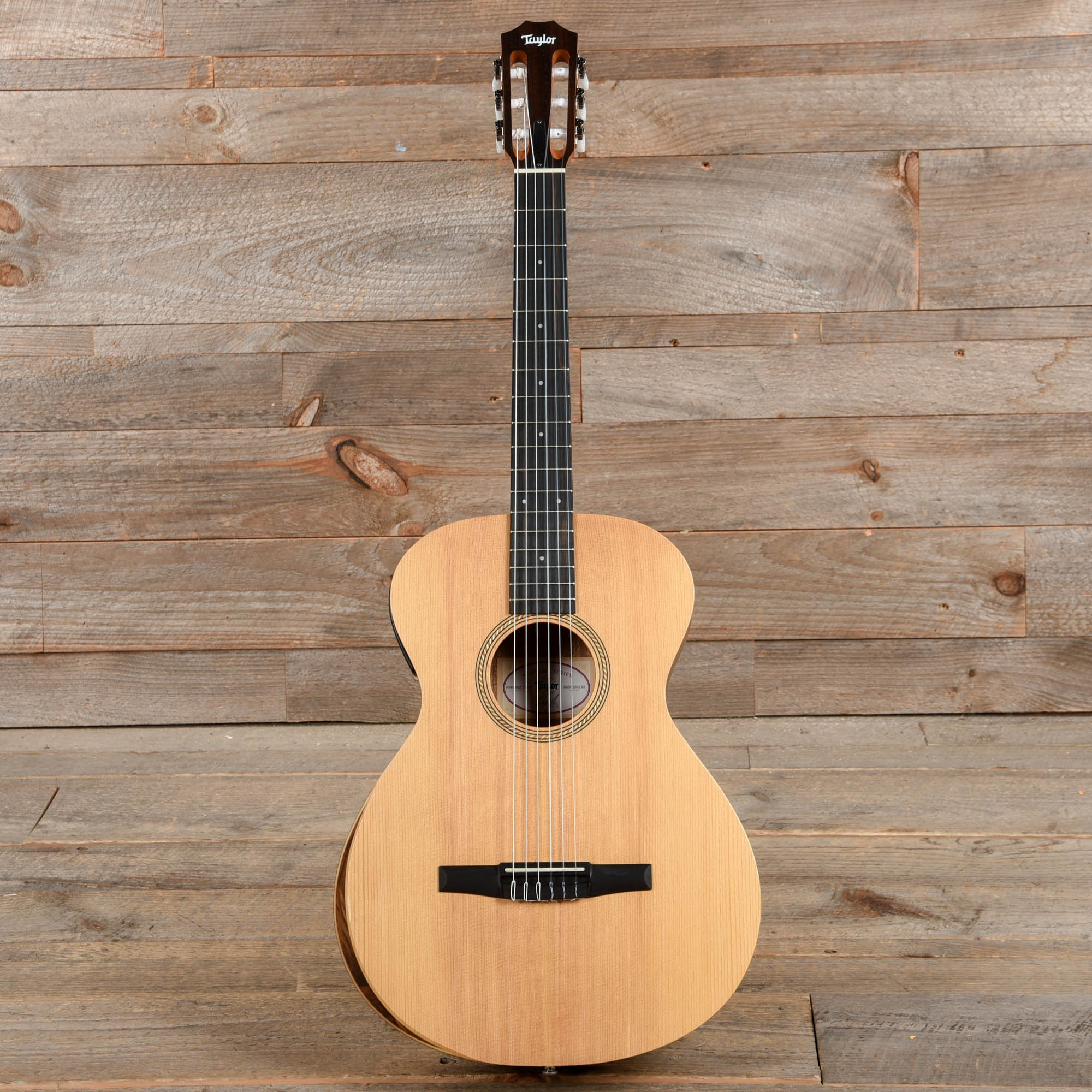 Taylor Academy 12e-N Grand Concert Sitka/Walnut Natural ES-B