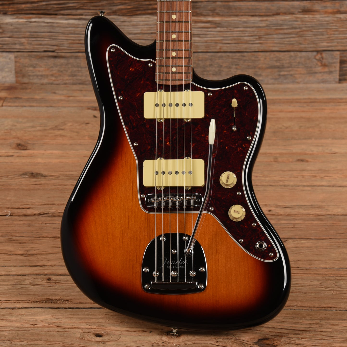 Fender Player Jazzmaster 3-Color Sunburst w/Black Headcap