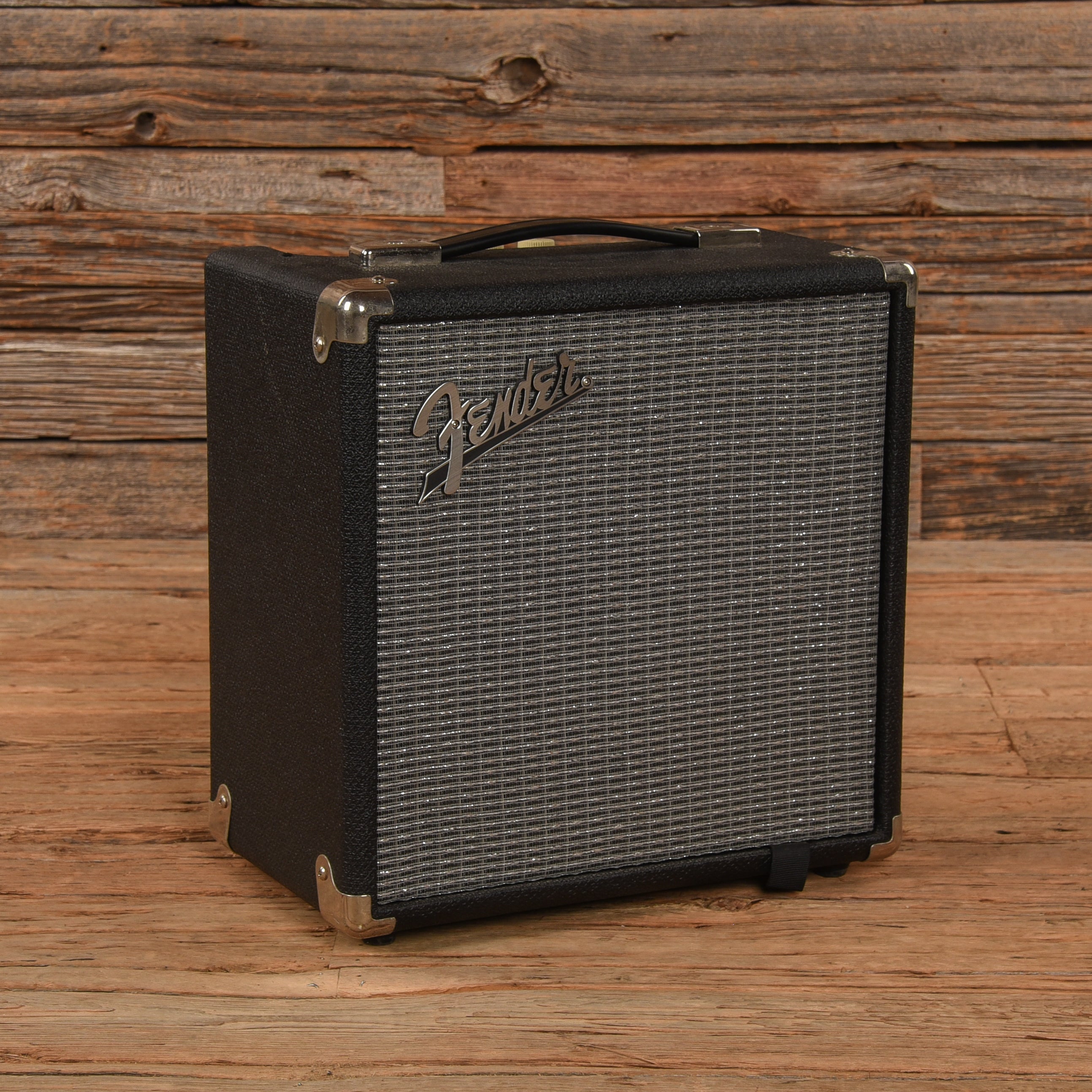 Fender Rumble 15 V3 15-Watt 1x8