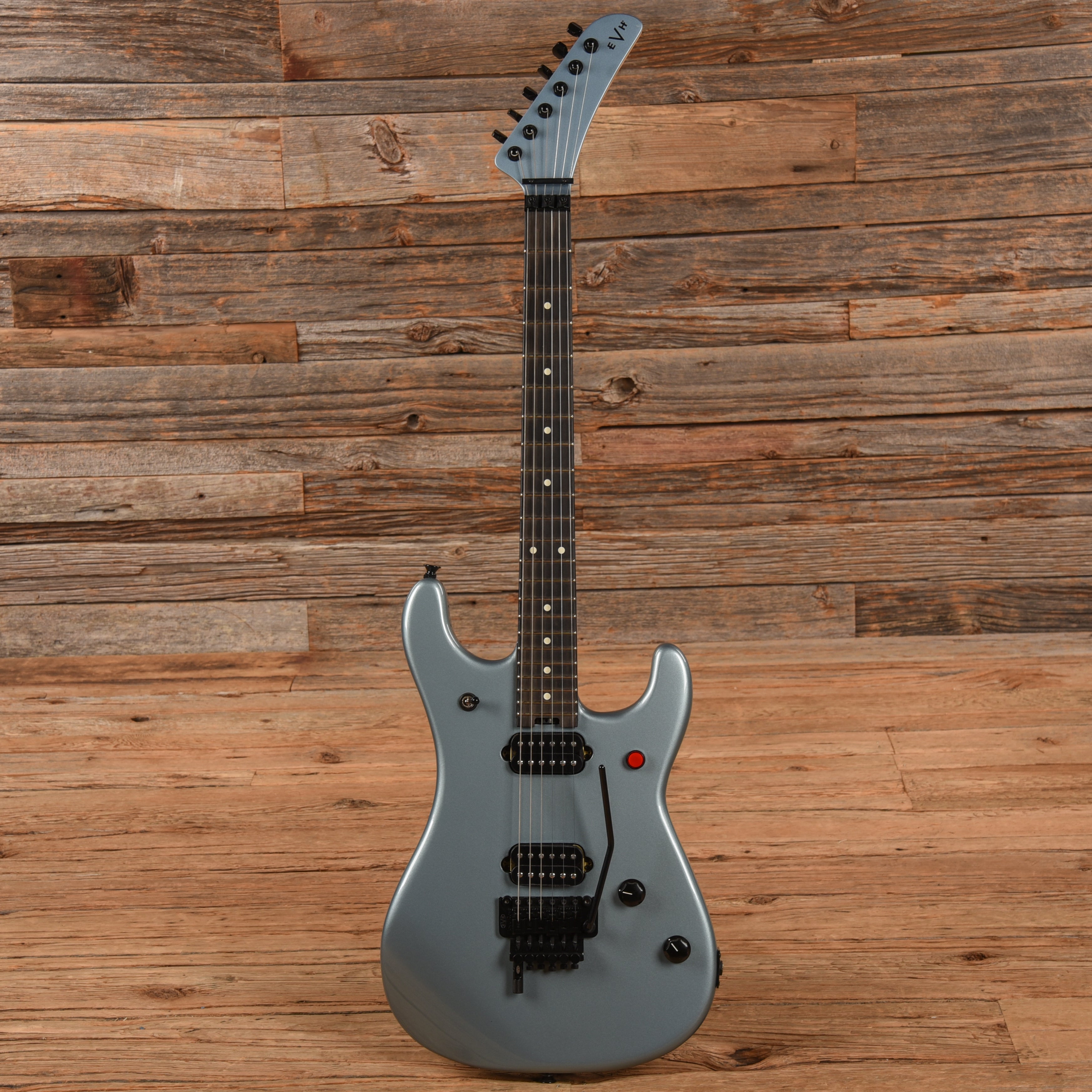 EVH 5150 Standard Ice Blue Metallic 2021