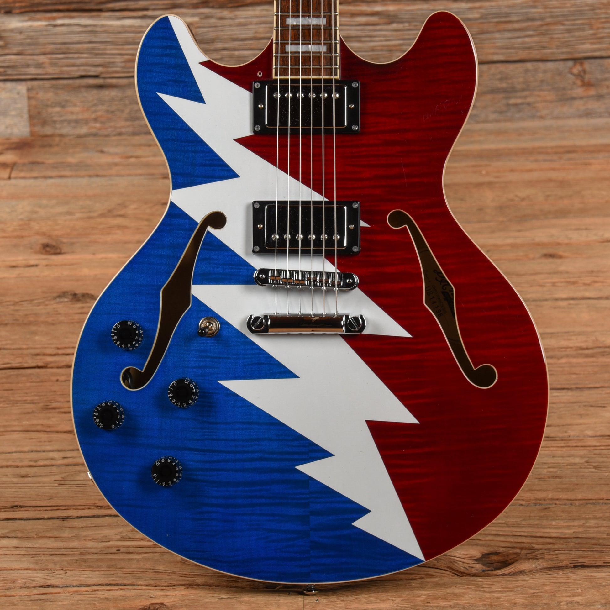 D&rsquo;Angelico Premier Grateful Dead DC Semi-Hollow w/ Stop Bar LEFTY 