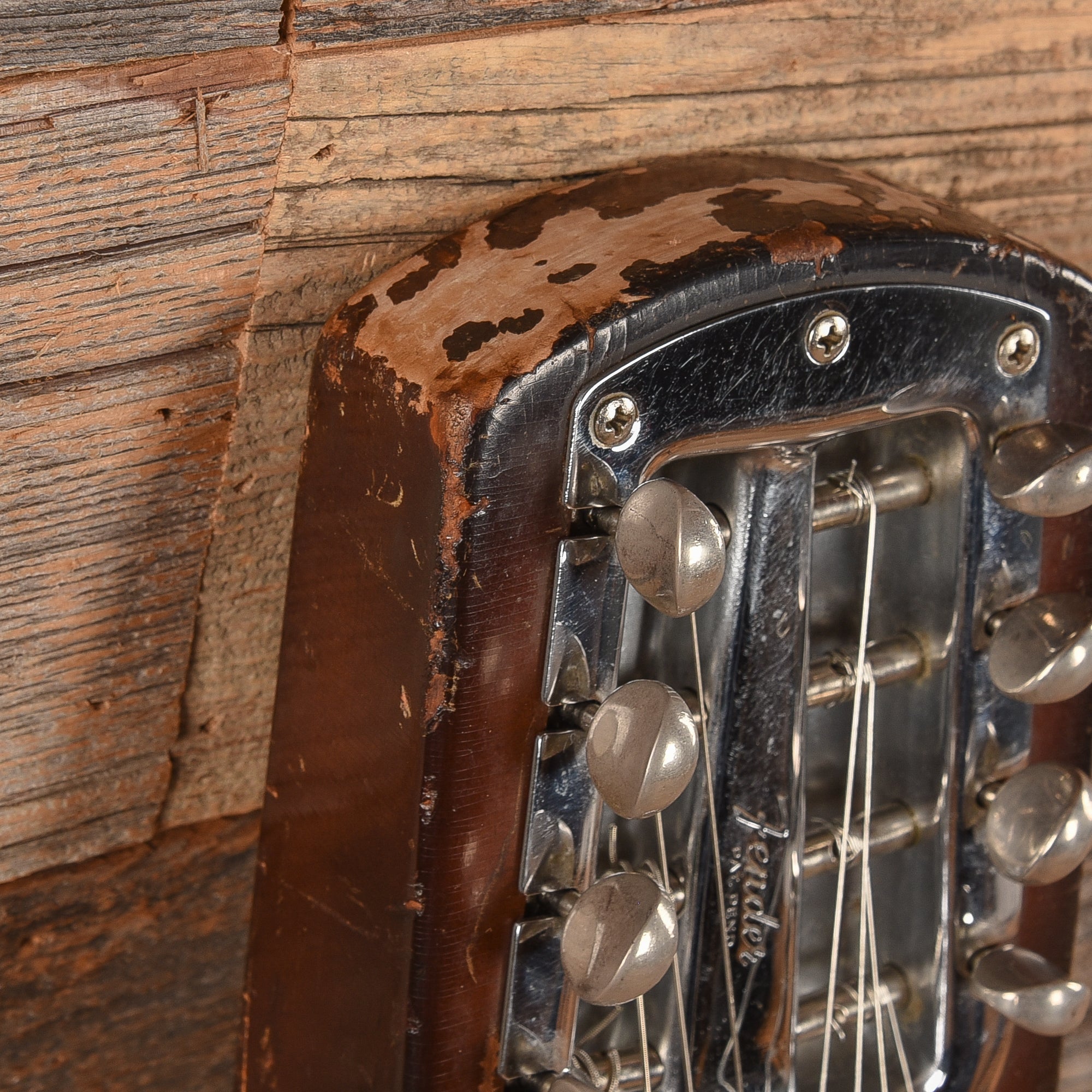 Fender Deluxe 8 Lap Steel Walnut 1960s