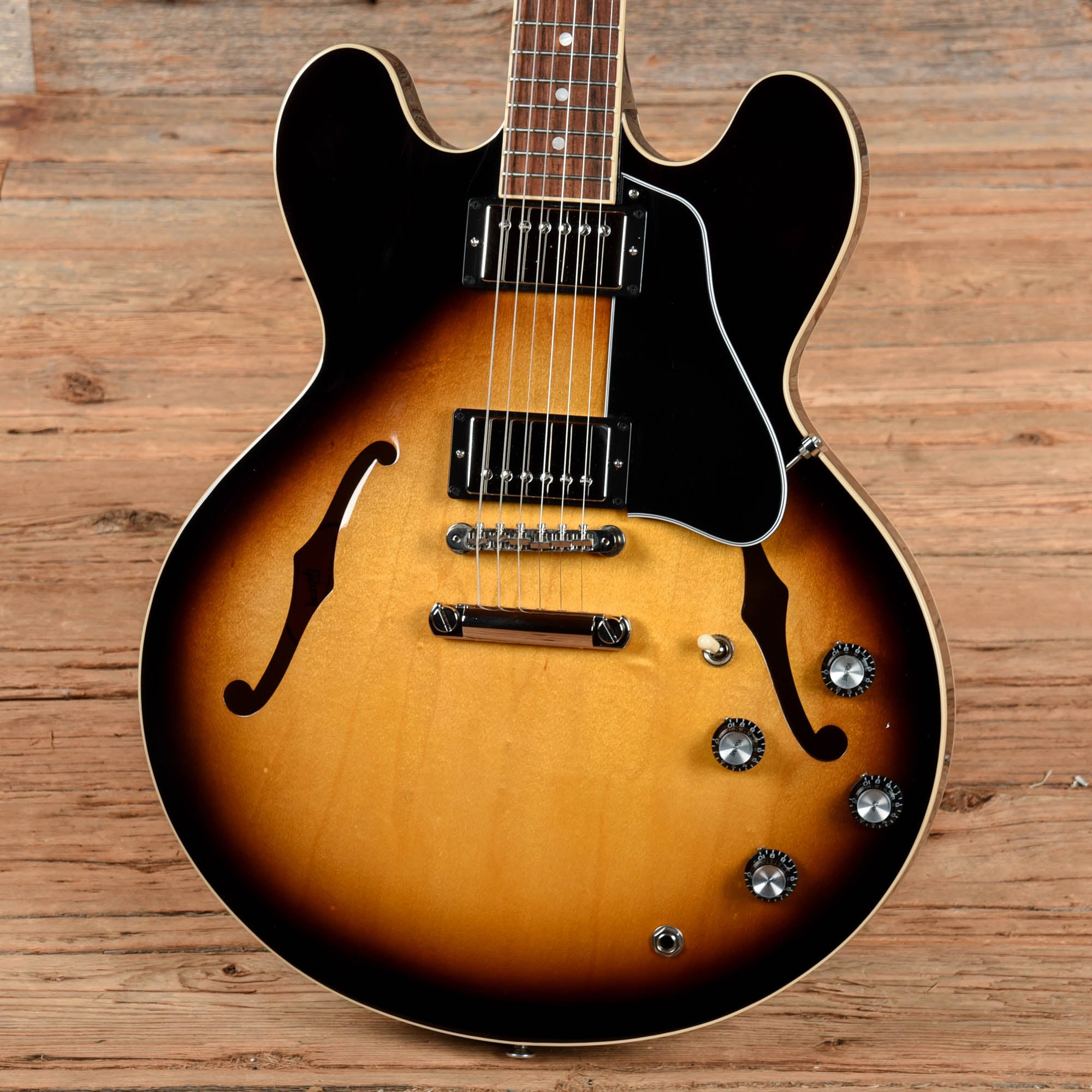 Gibson ES-335 Dot Sunburst 2022