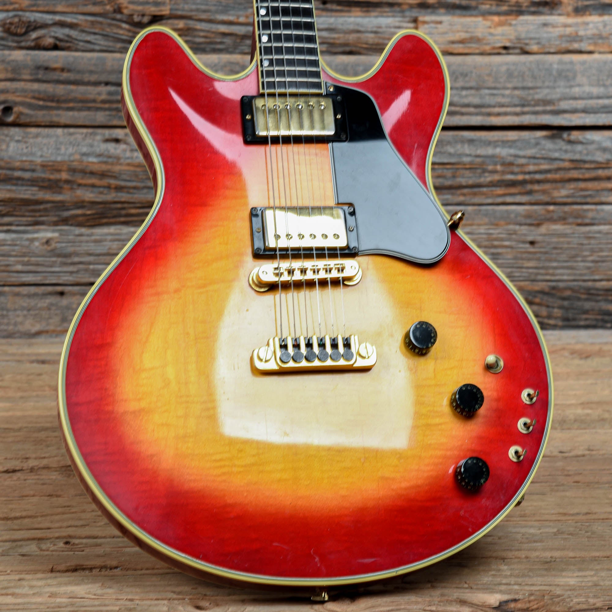 Gibson ES-Artist Cherry Sunburst 1980