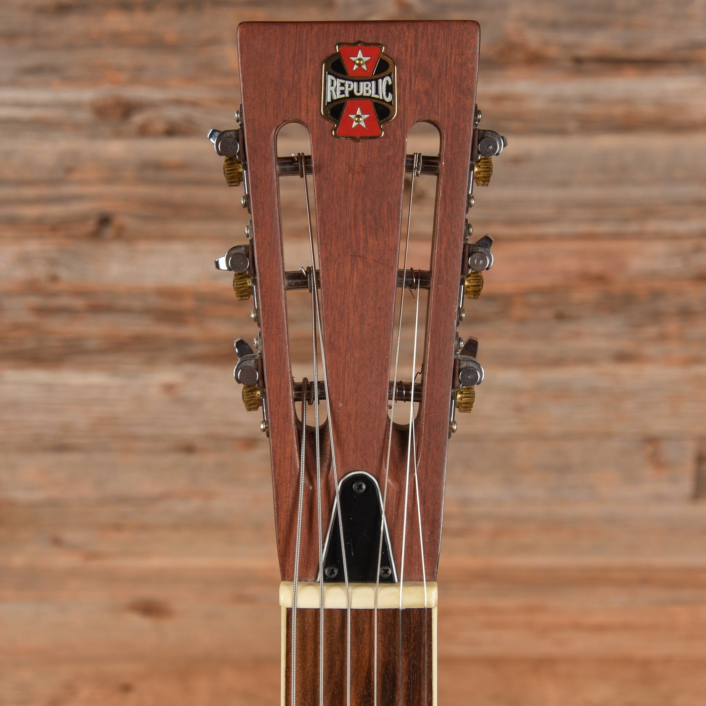 Republic Tricone Resonator