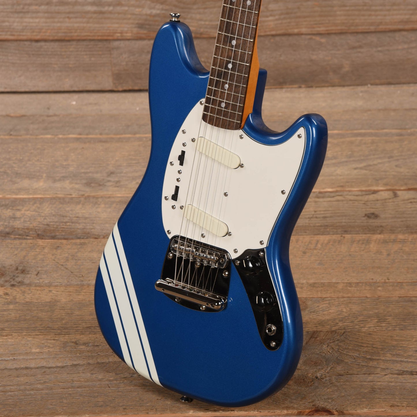 Squier Classic Vibe '60s Competition Mustang Lake Placid Blue w/Olympic White Stripes