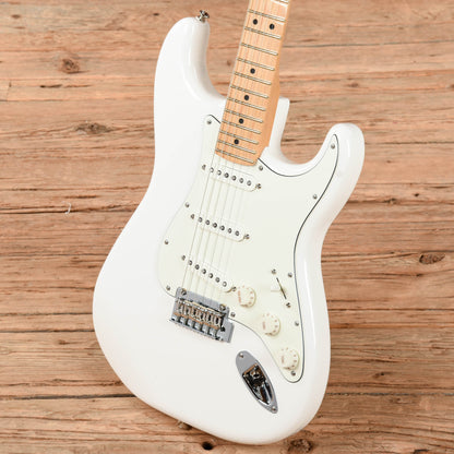 Fender Player Stratocaster Polar White 2023