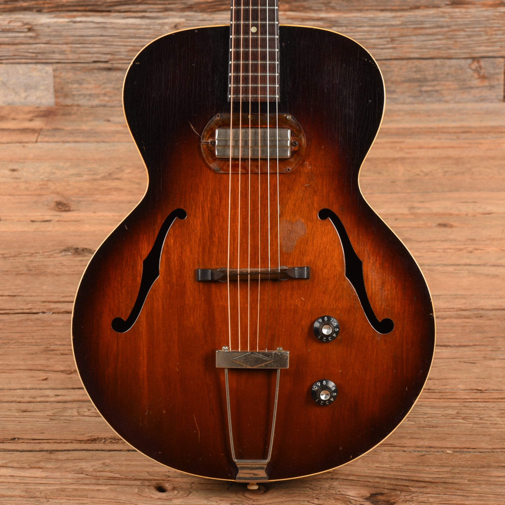 Gibson L-48 Sunburst 1959