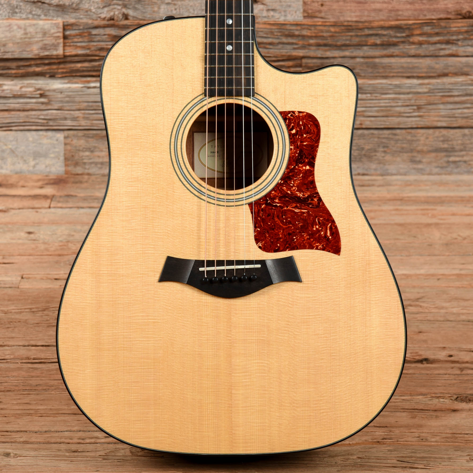 Taylor 310ce Natural 2004