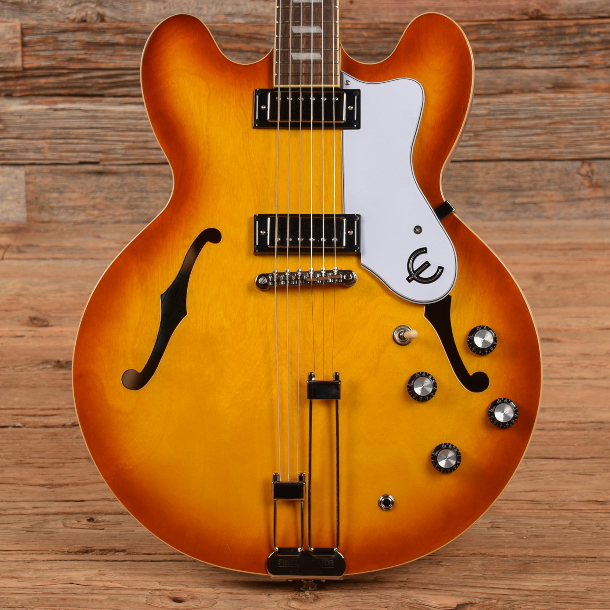 Epiphone Riviera Frequensator Royal Tan 2021