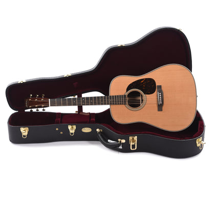 Martin D-28 Modern Deluxe