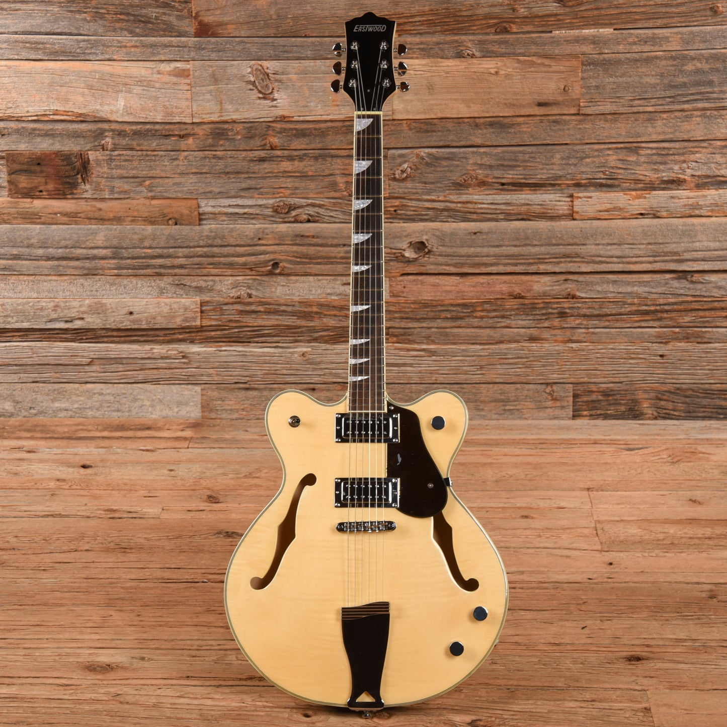 Eastwood Classic 6 Natural