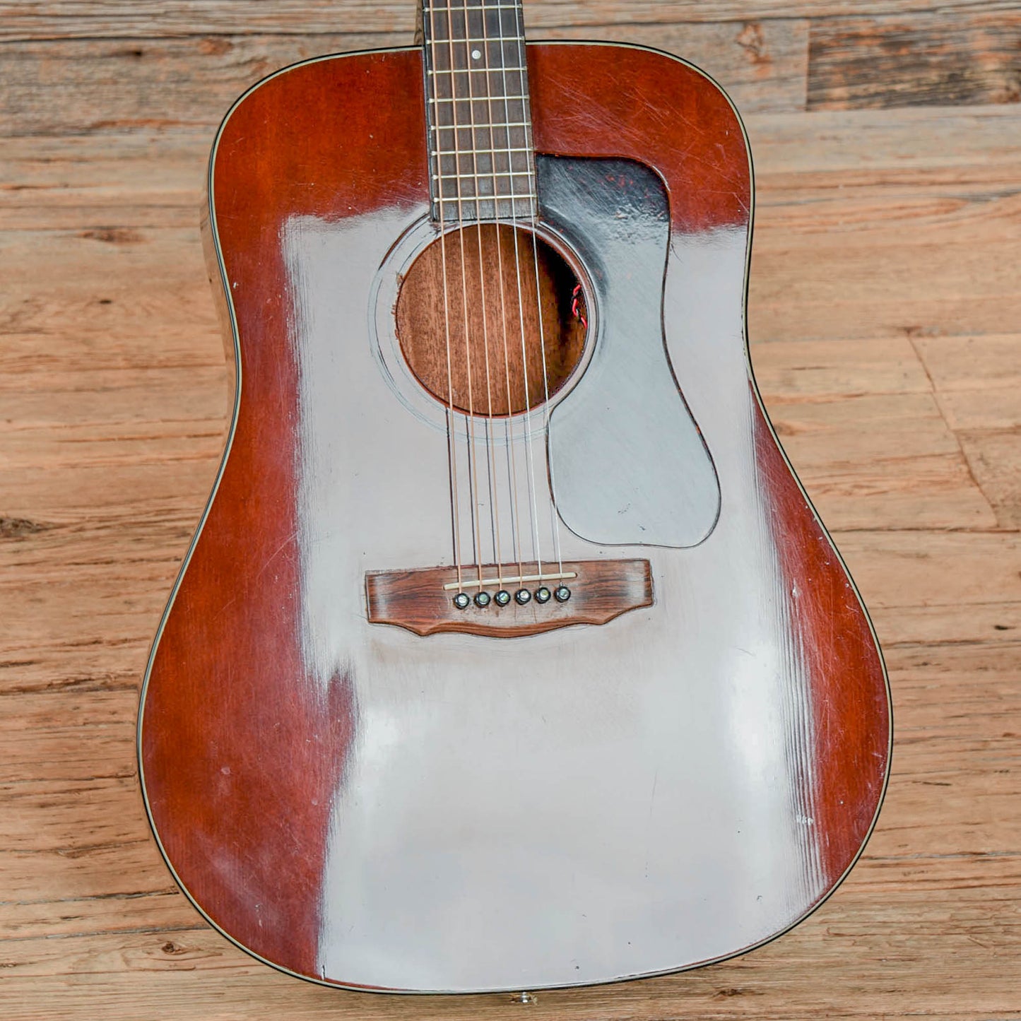 Guild D-25 Brown 1979