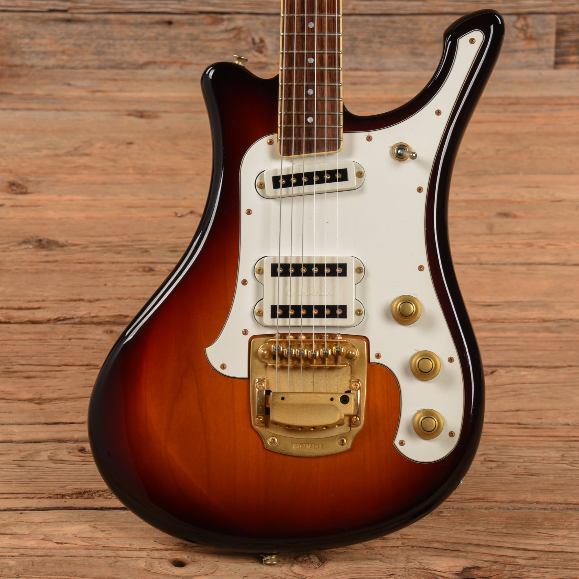 Yamaha SGV700 Sunburst – Chicago Music Exchange