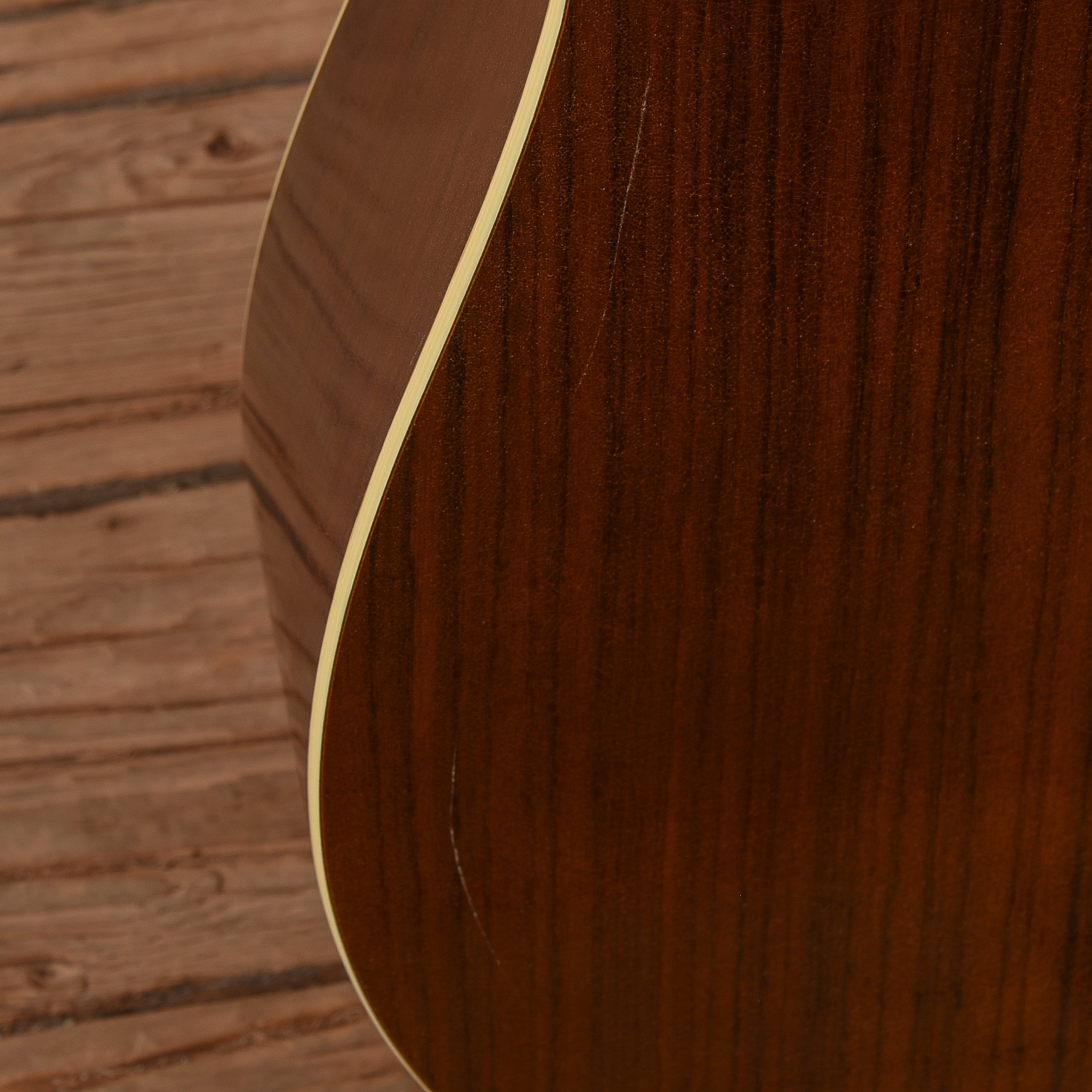 Atkin D37 Baked Sitka/Rosewood Aged Natural