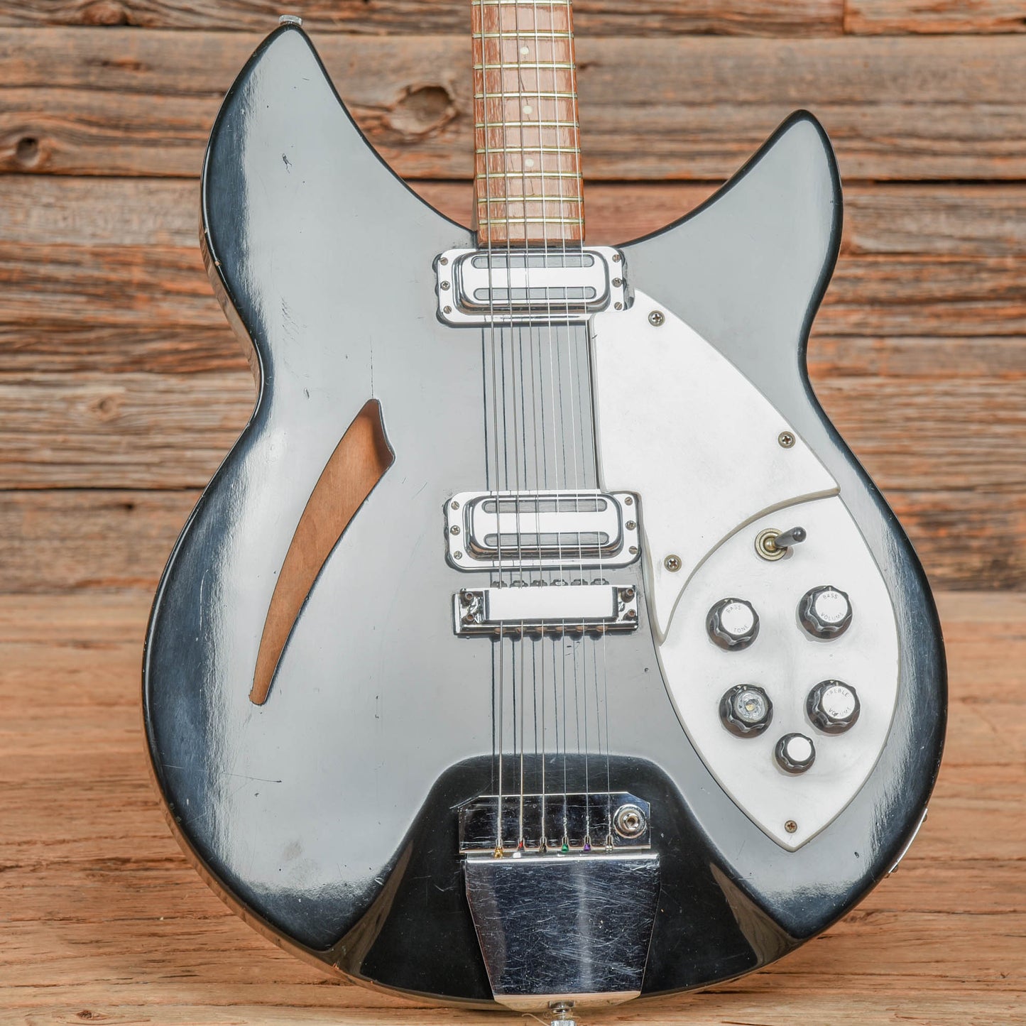 Rickenbacker 335 Jetglo 1966