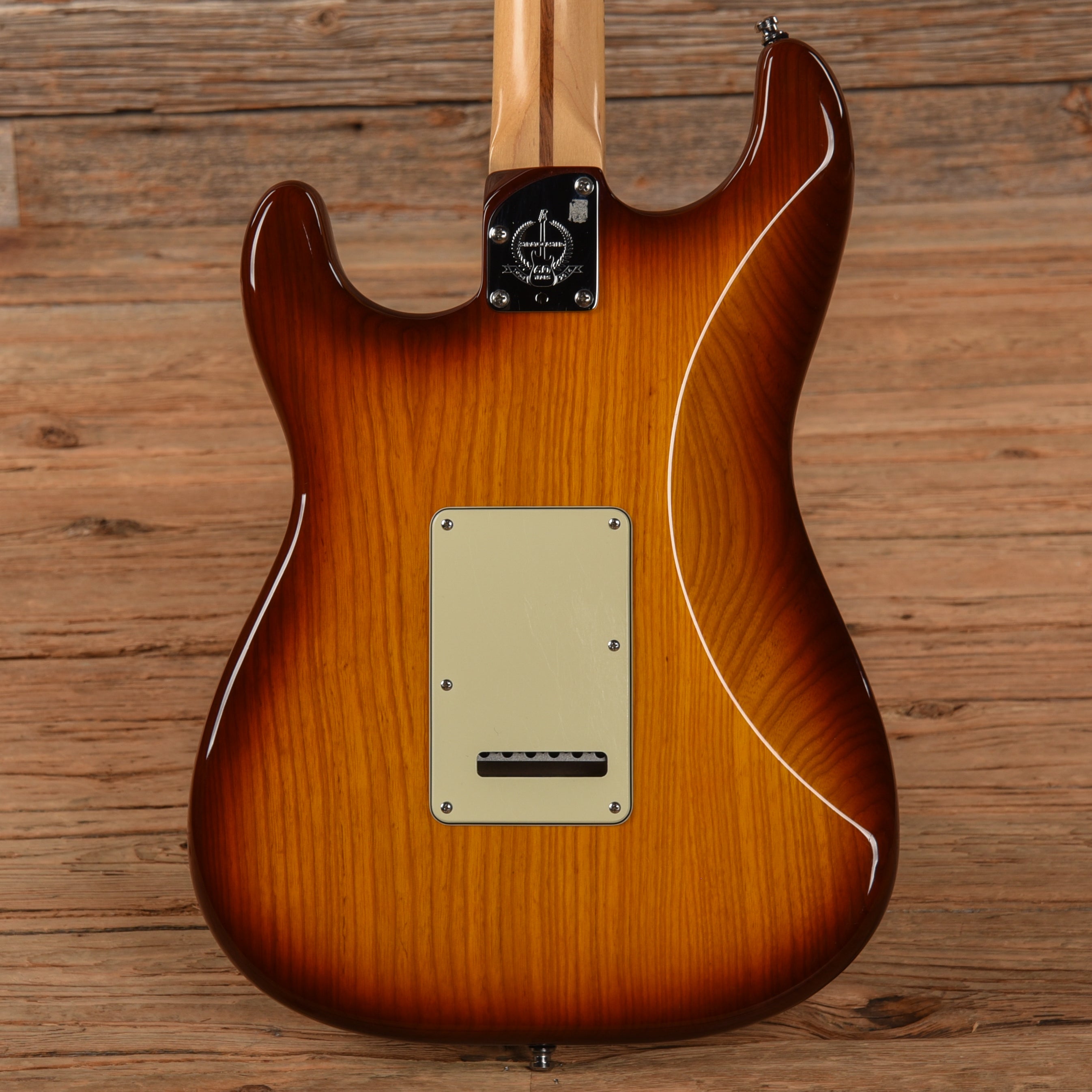 Fender American Deluxe Ash Stratocaster Sunburst 2014