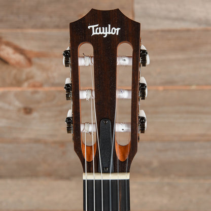 Taylor Academy 12e-N Grand Concert Sitka/Walnut Natural ES-B