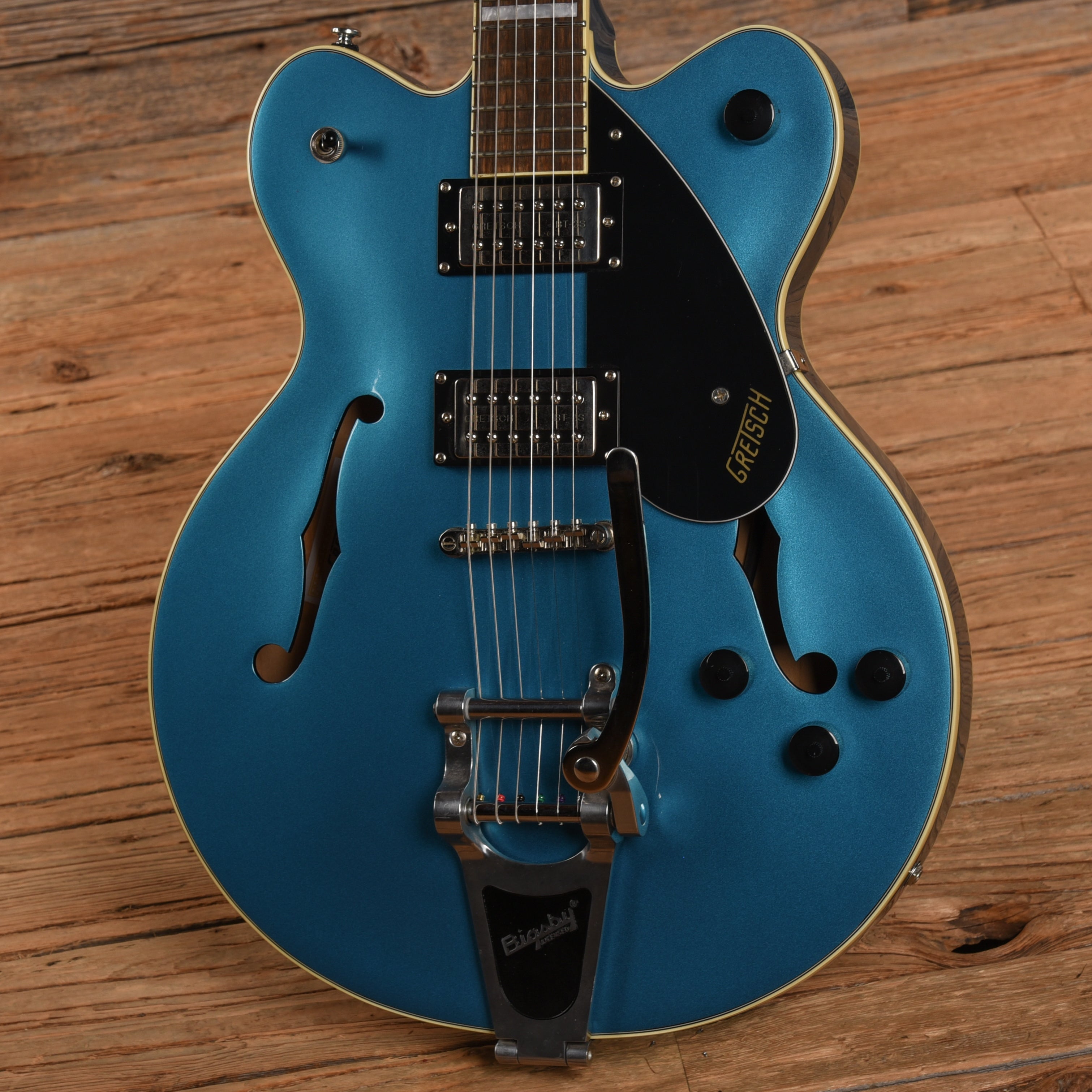 Gretsch G2622T Streamliner Riviera Blue 2018