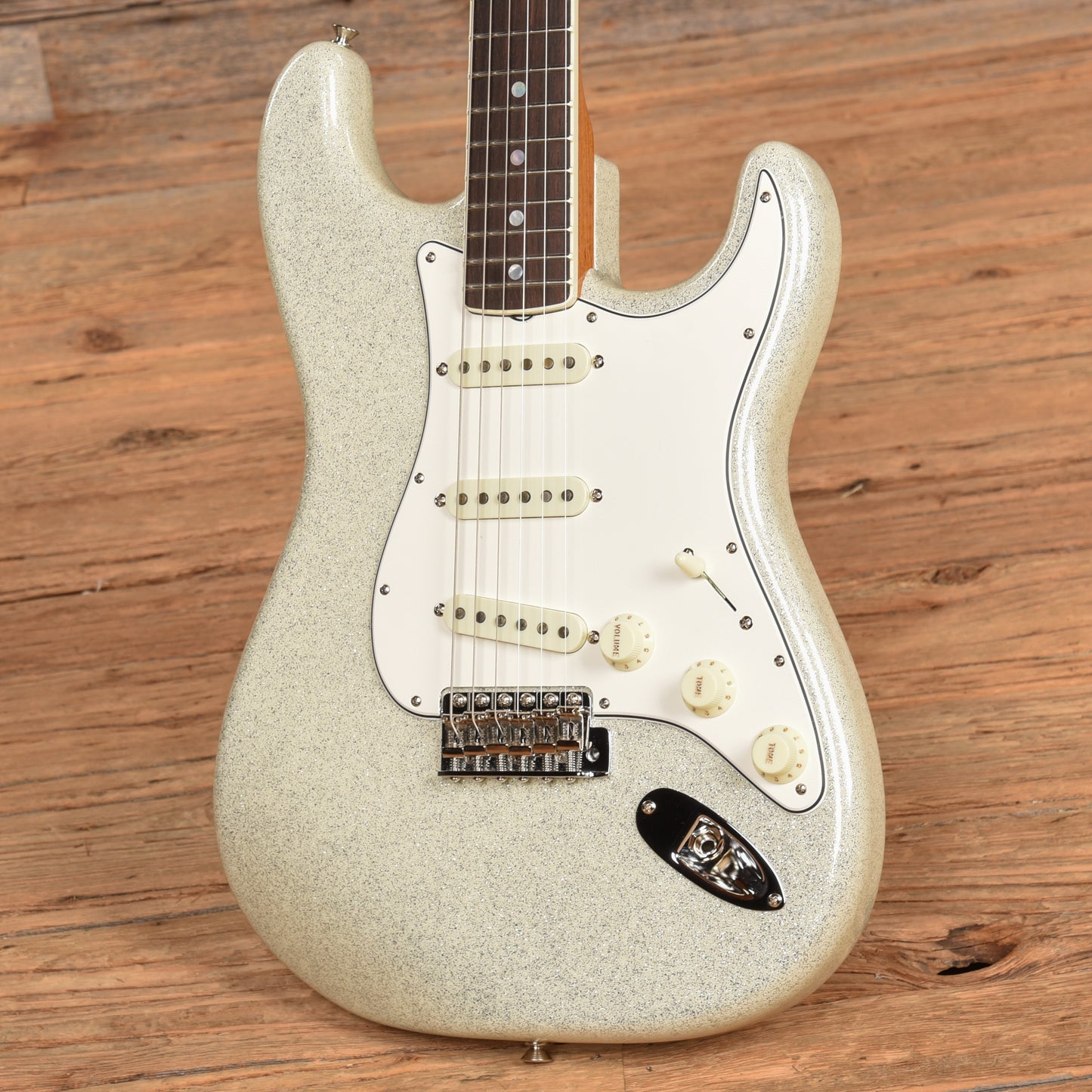 Fender Custom Shop 1965 Stratocaster "Chicago Special" NOS Olympic White Sparkle 2023