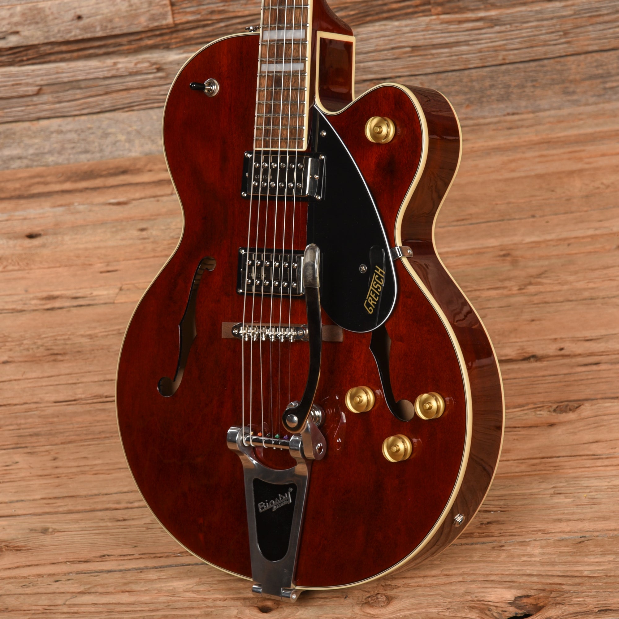 Gretsch G2420T Streamliner Hollow Body with Bigsby Walnut Stain 2023