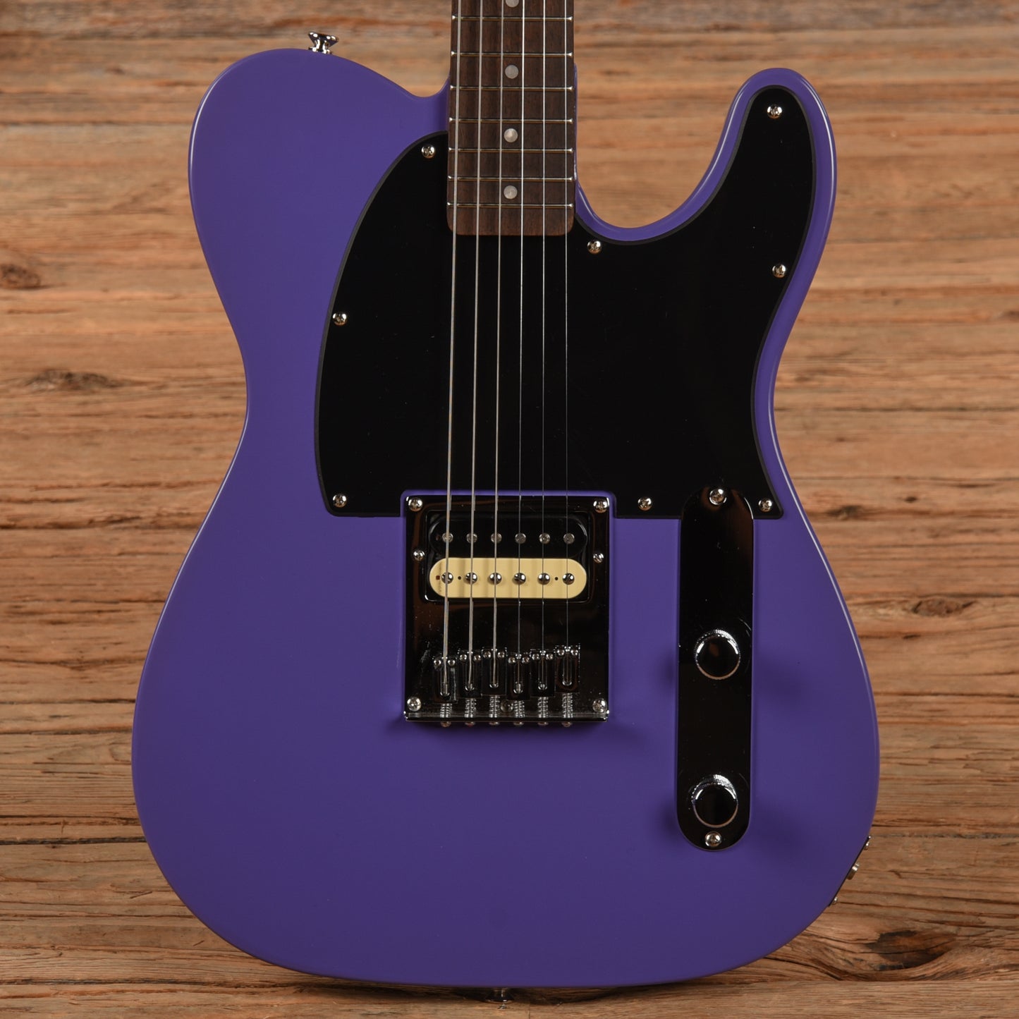 Squier Sonic Esquire H Ultraviolet 2023