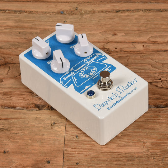 Earthquaker Devices Dispatch Master Digital Delay & Reverb