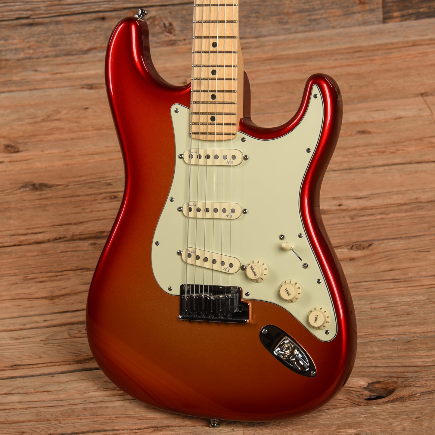 Fender American Deluxe Stratocaster Candy Tangerine 2010