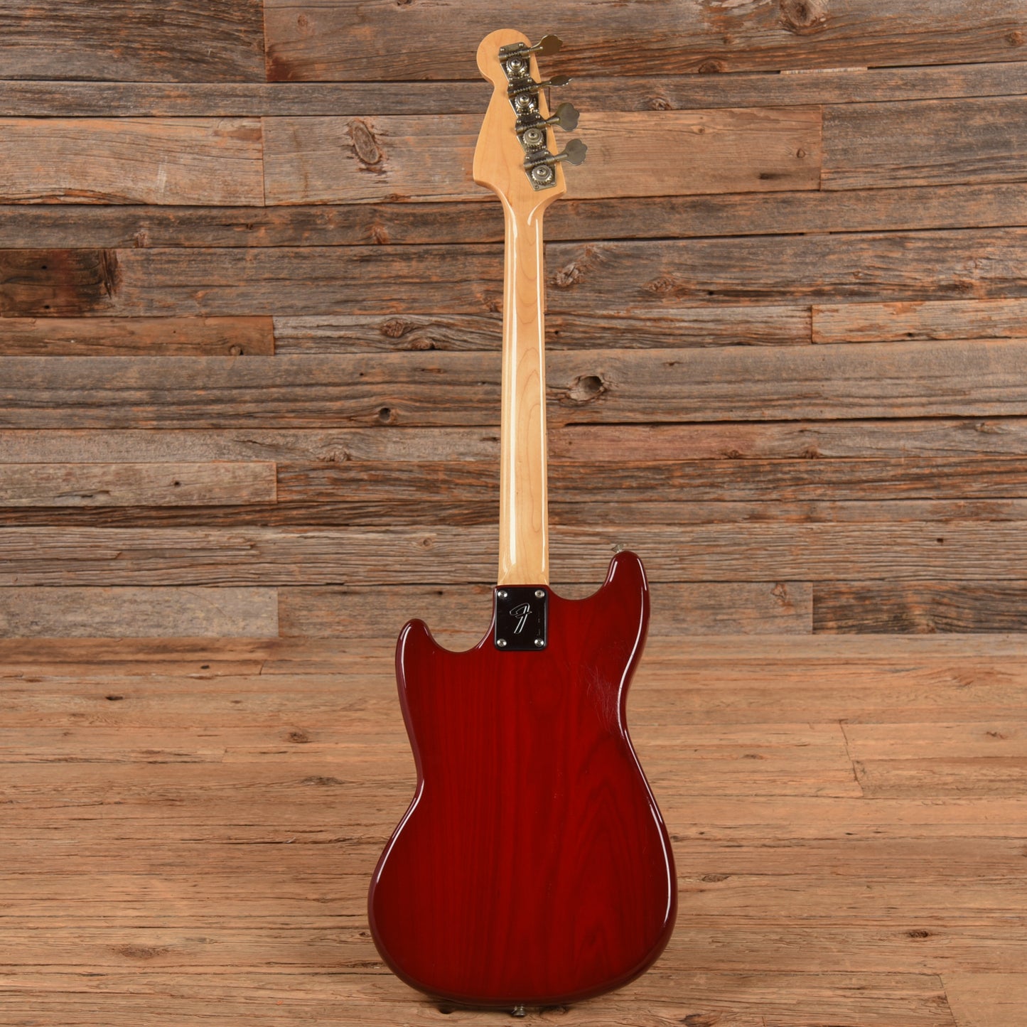 Fender Musicmaster Bass Wine Red 1981