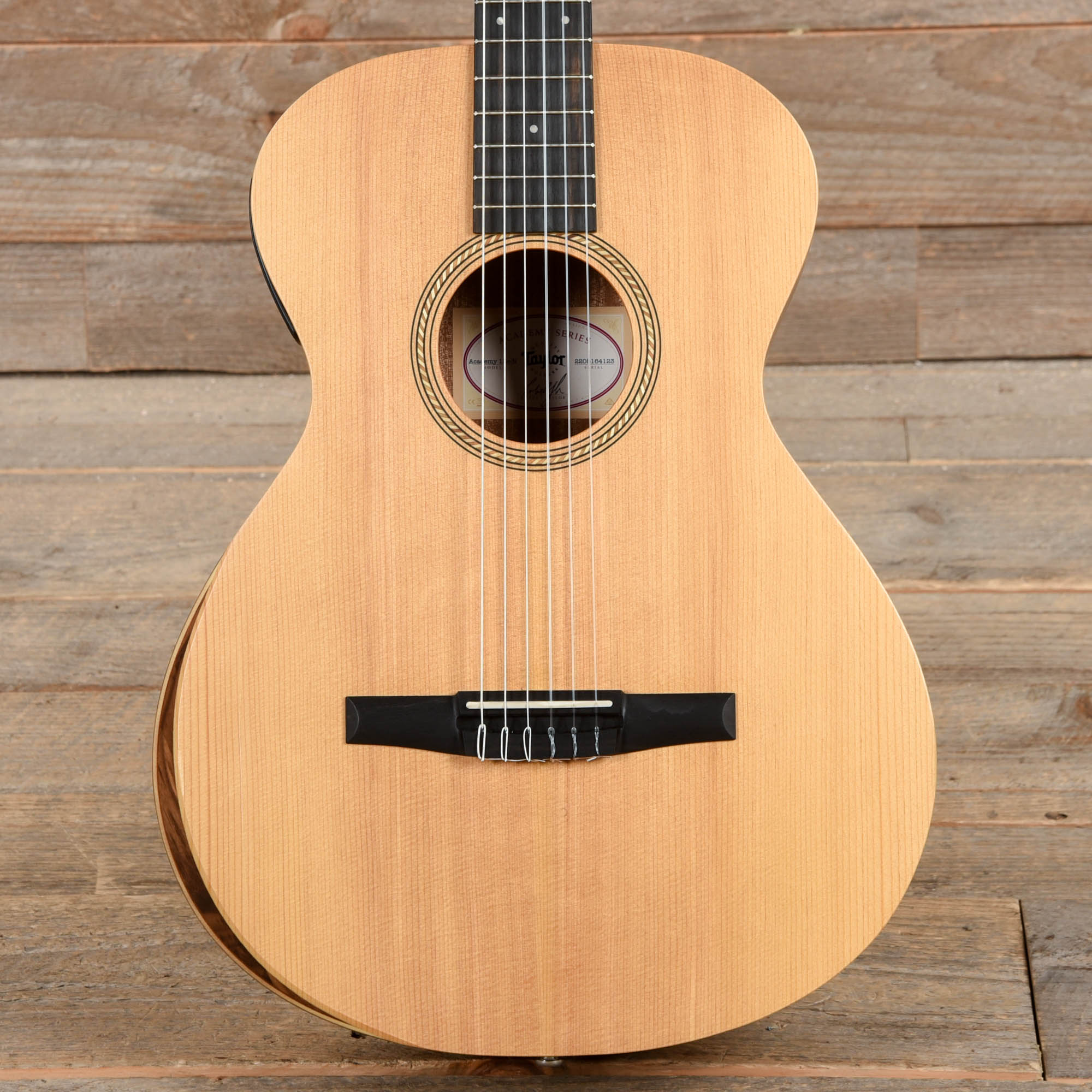 Taylor Academy 12e-N Grand Concert Sitka/Walnut Natural ES-B