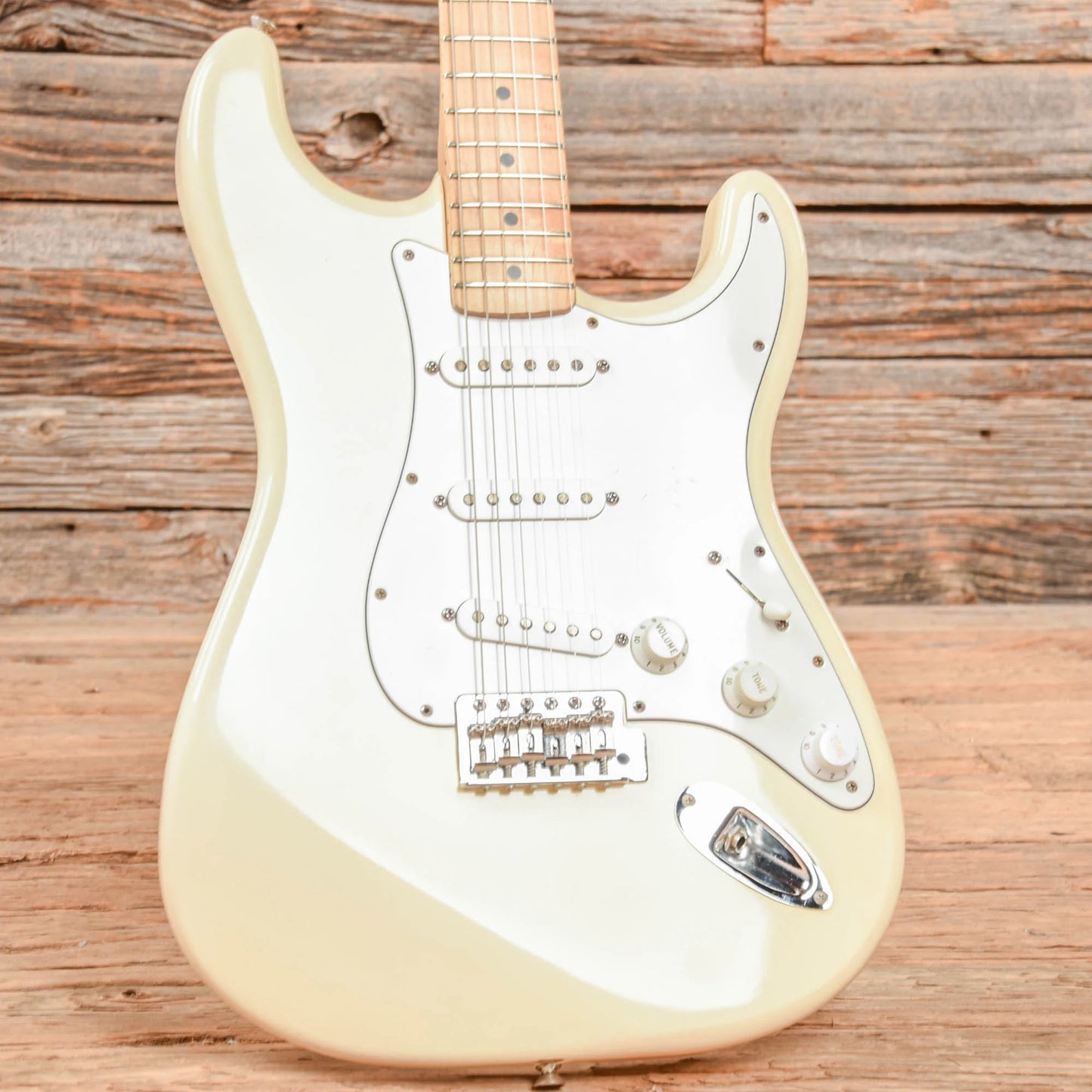 Fender Standard Stratocaster Arctic White 1999