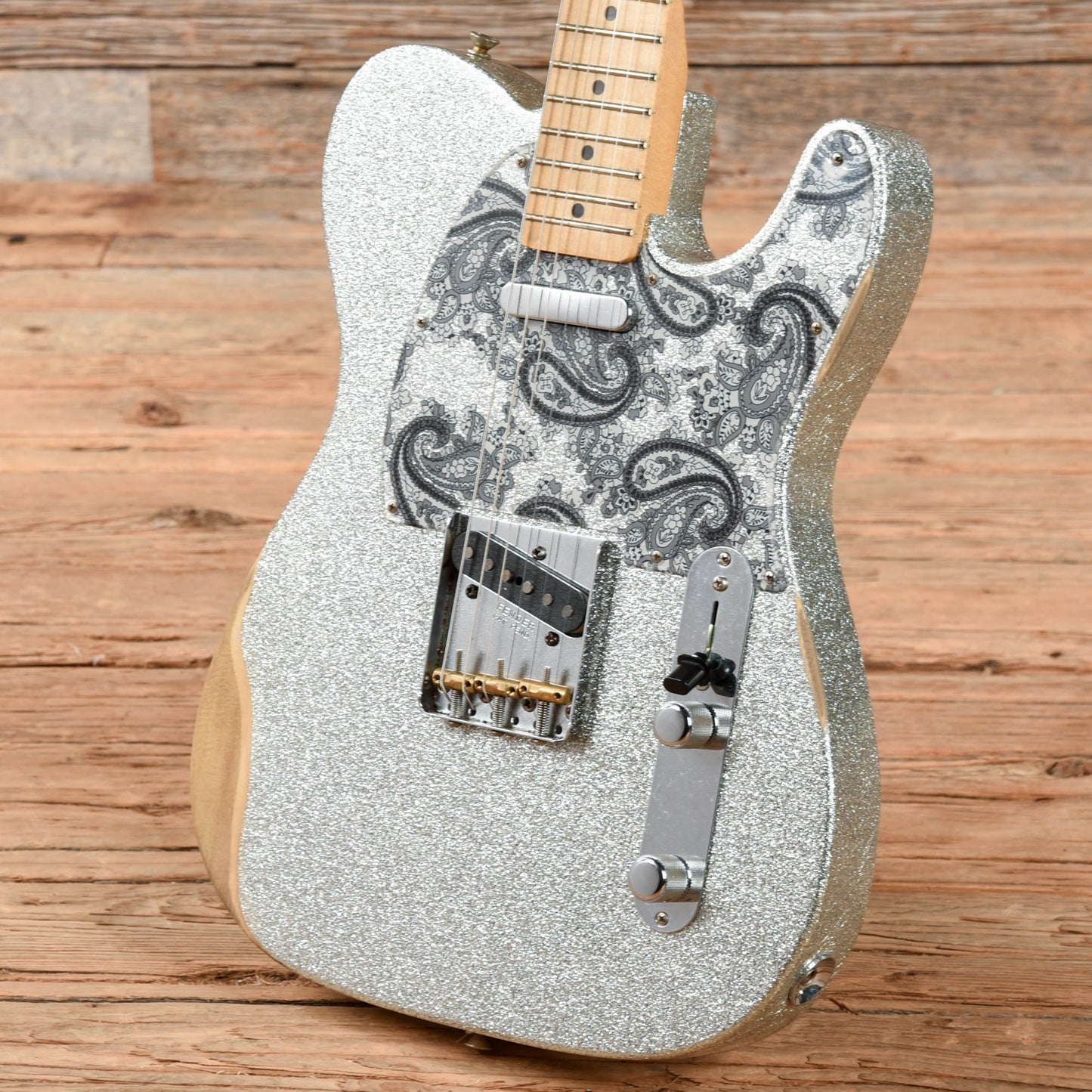 Fender Brad Paisley Road Worn Telecaster Silver Sparkle 2023