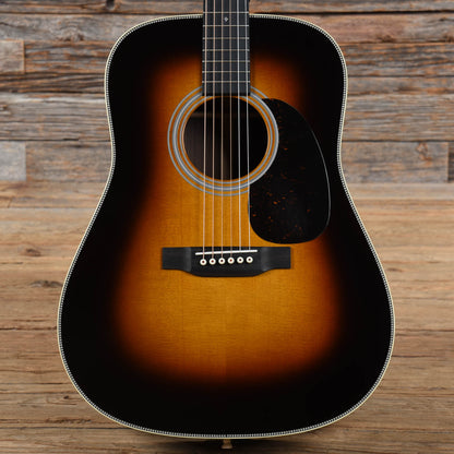 Martin Standard Series HD-28 Sunburst 2023