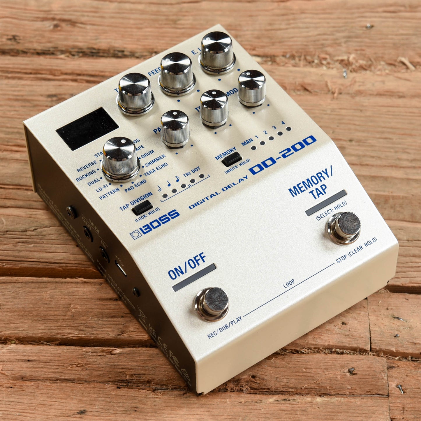 Boss DD-200