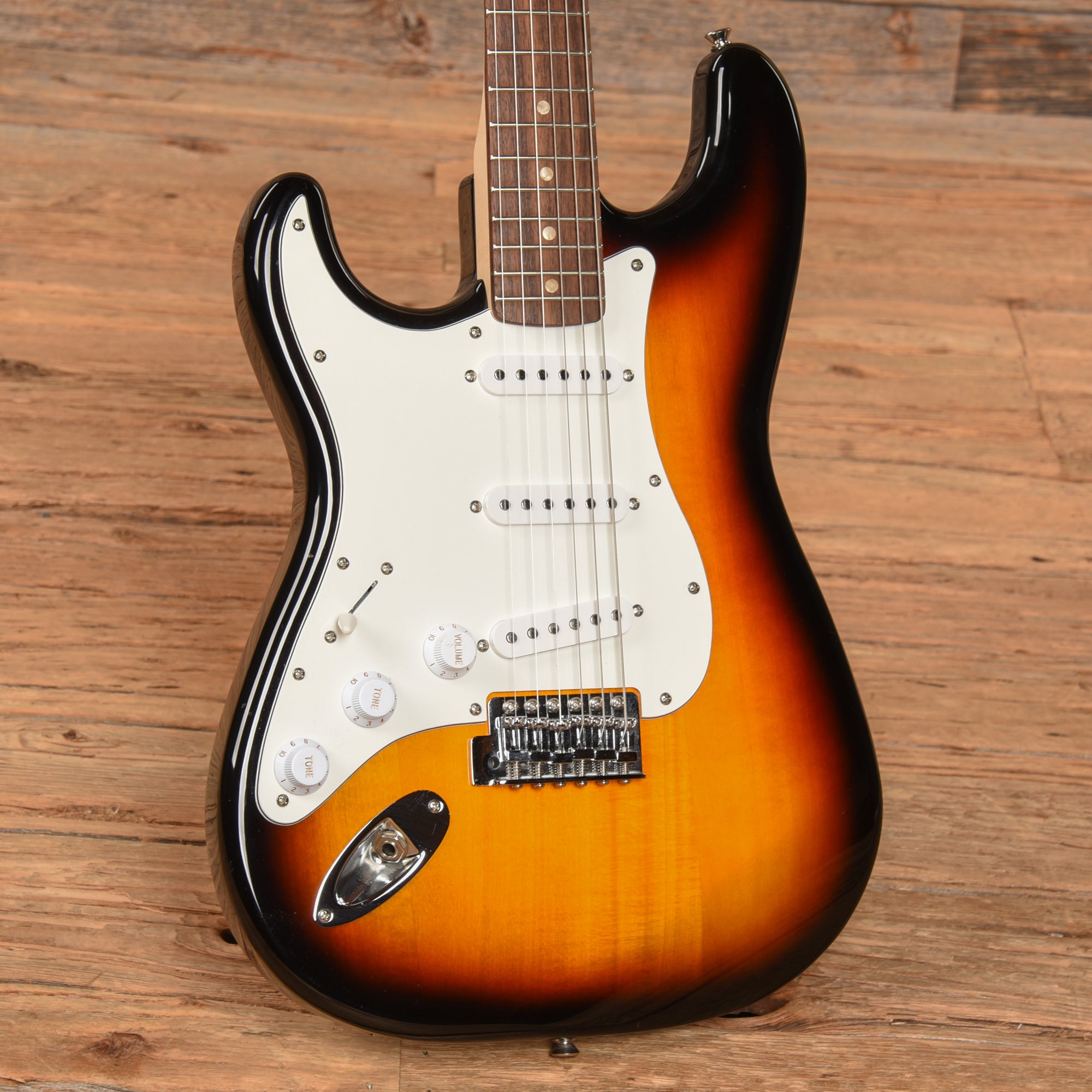 Squier Affinity Series Stratocaster Sunburst 2017 LEFTY