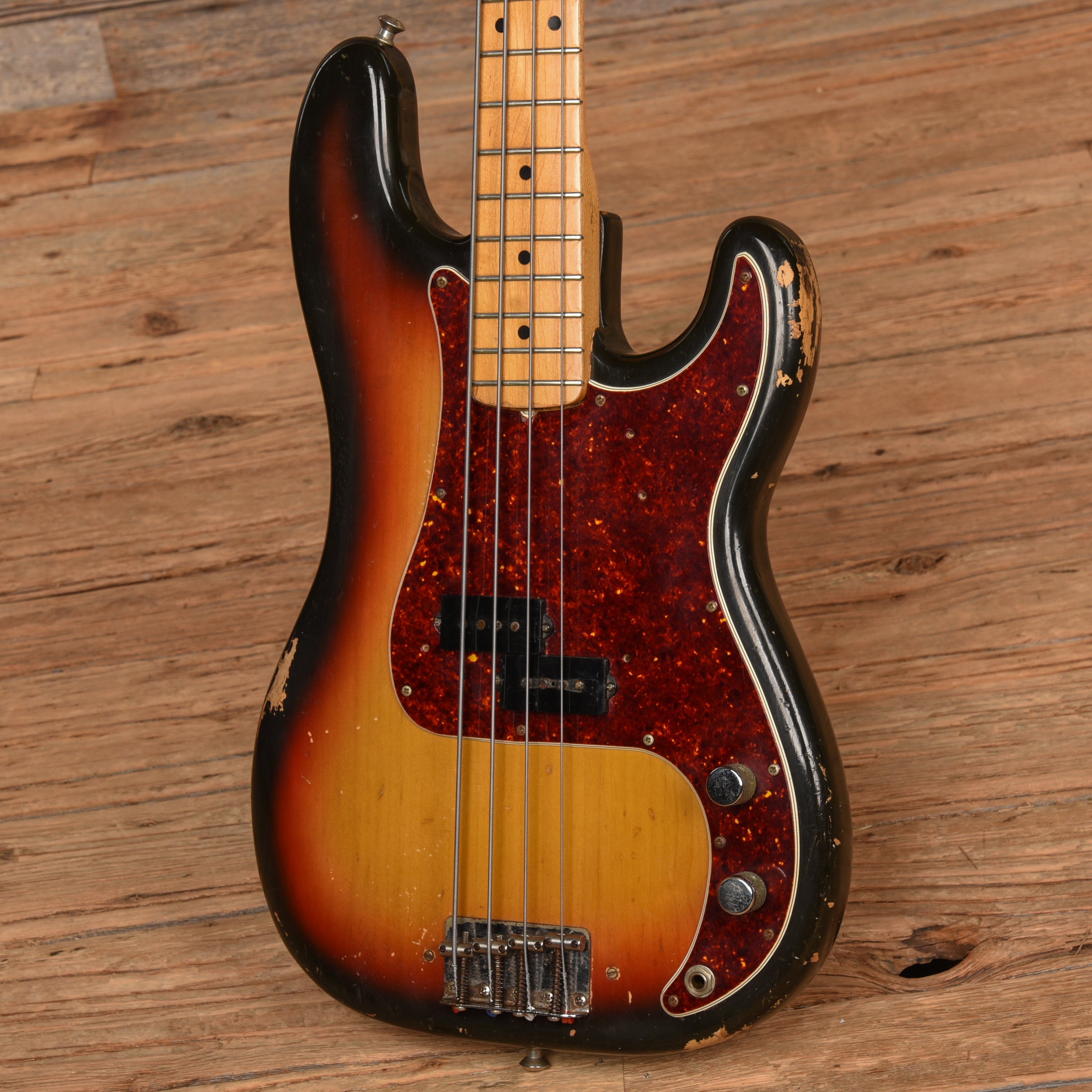 Fender Precision Bass w/Maple Cap Neck Sunburst 1970