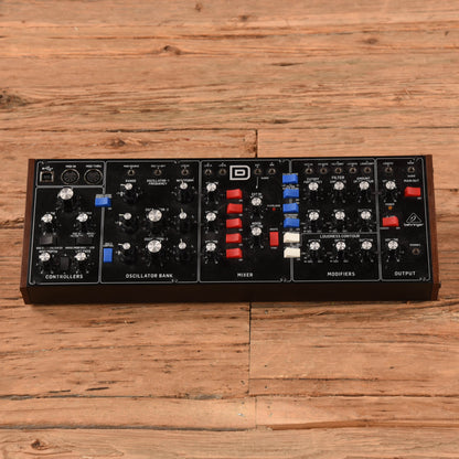 Behringer Model D