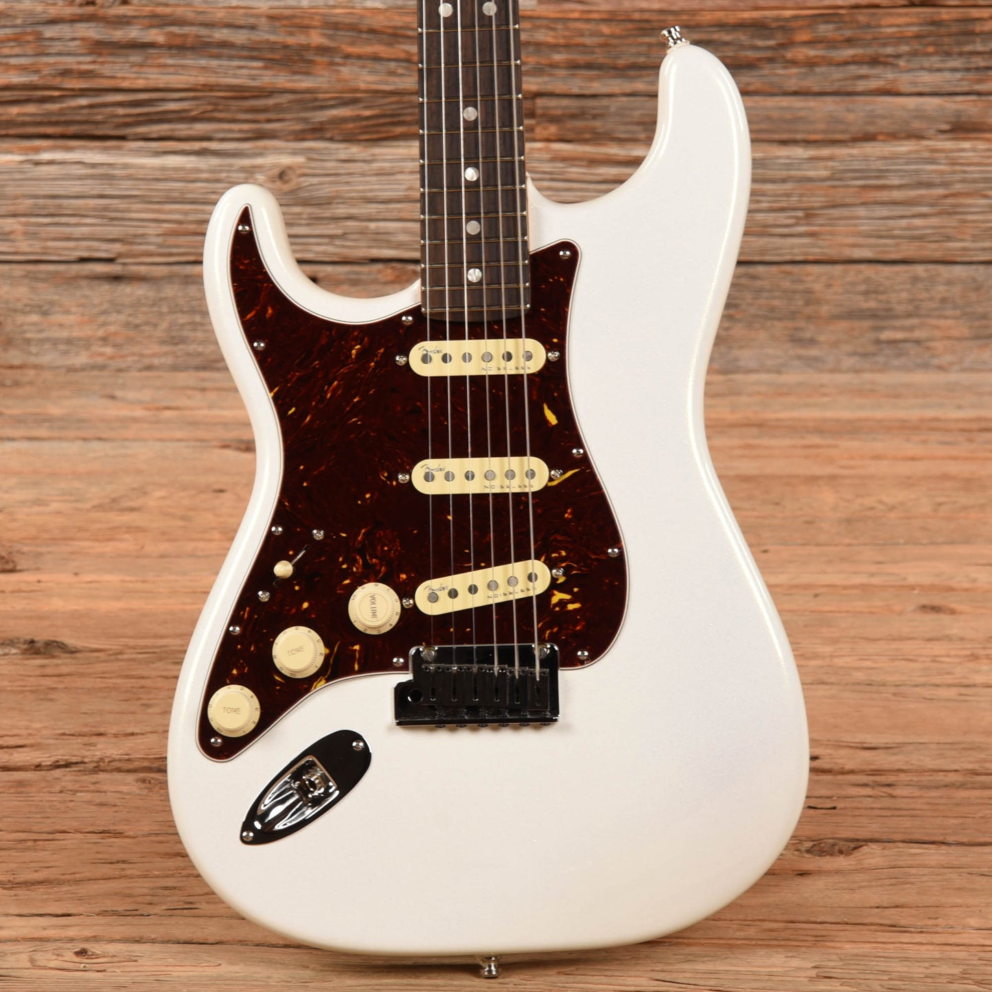 Fender American Ultra Stratocaster White 2022