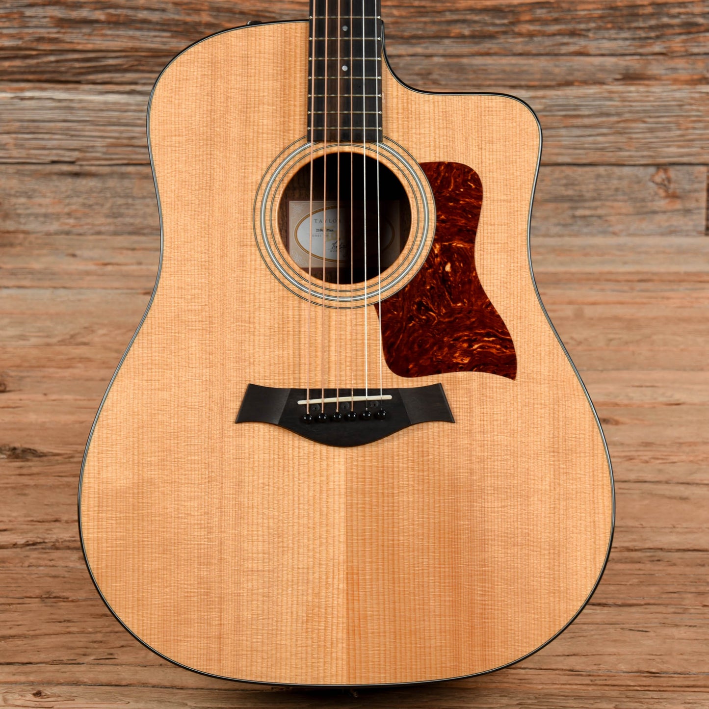 Taylor 210ce Plus Natural 2021