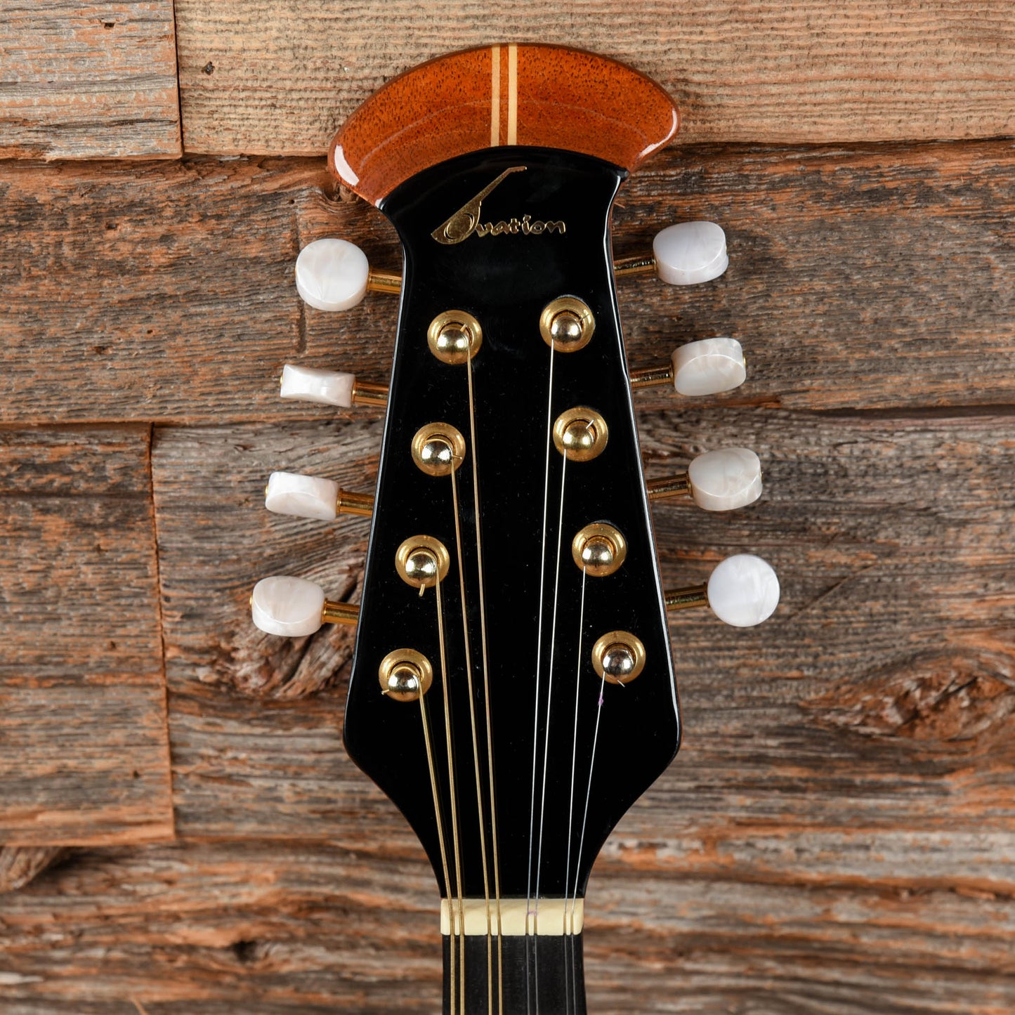 Ovation MM68AX Sunburst