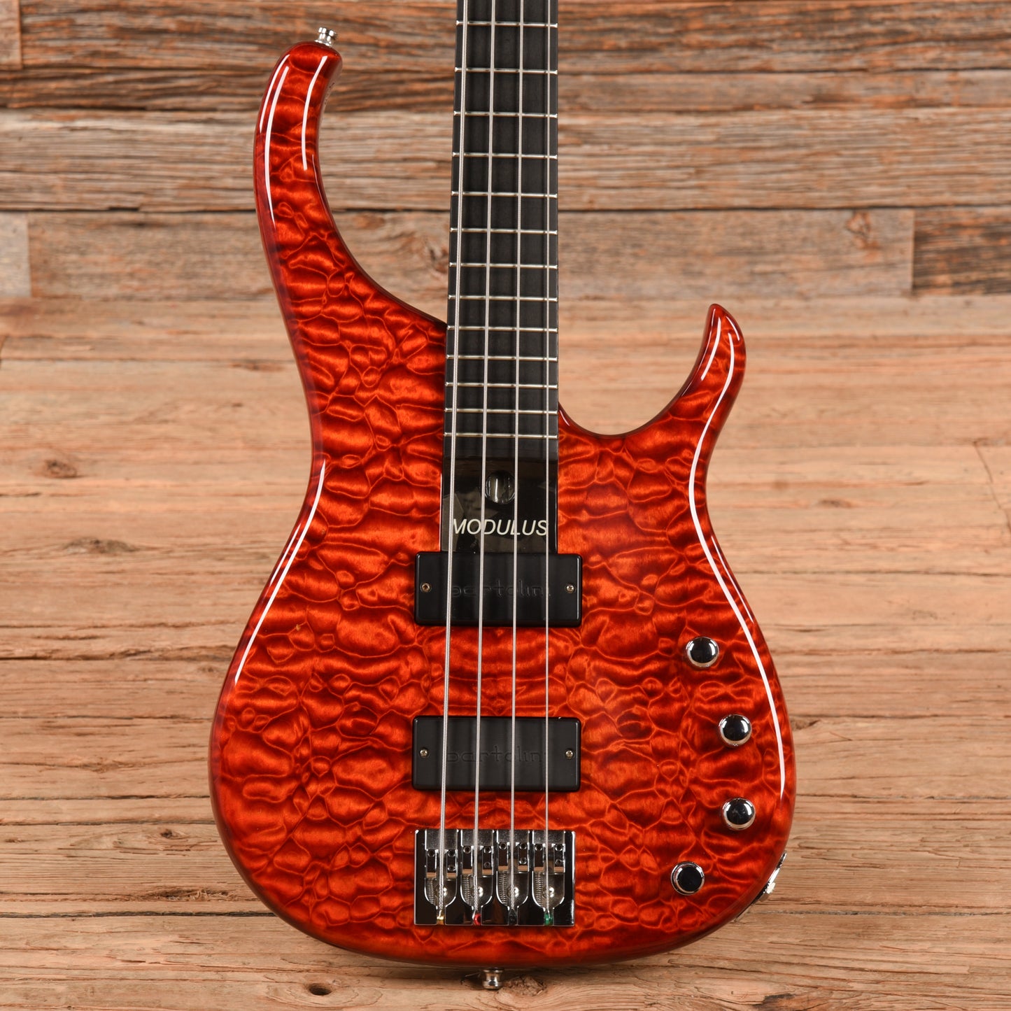 Modulus Quantum 4 Transparent Red 2006