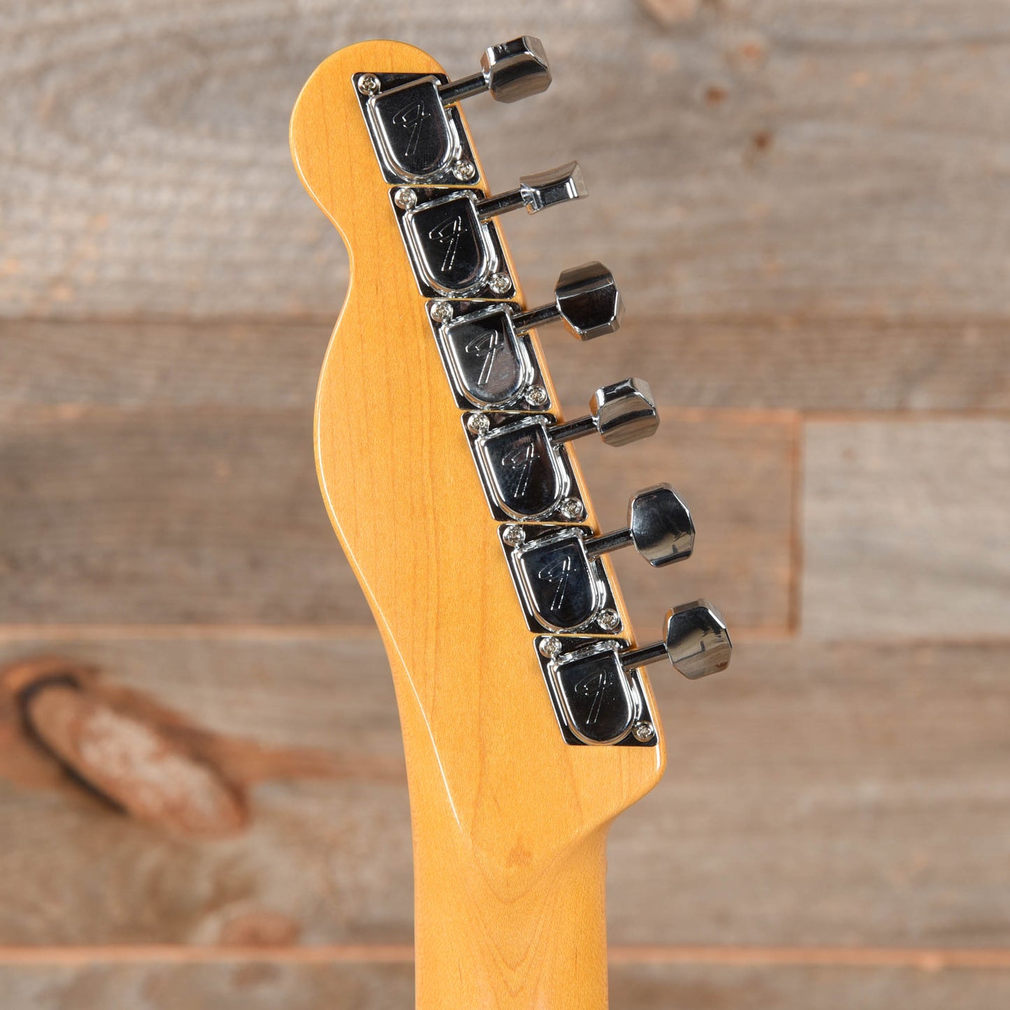 Fender American Vintage II 1972 Telecaster Thinline Aged Natural